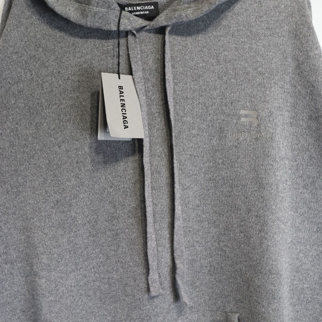 Balenciaga o1rshd1 Cashmere Hoodie in Grey Size US XL / EU 56 / 4 - 6 Thumbnail