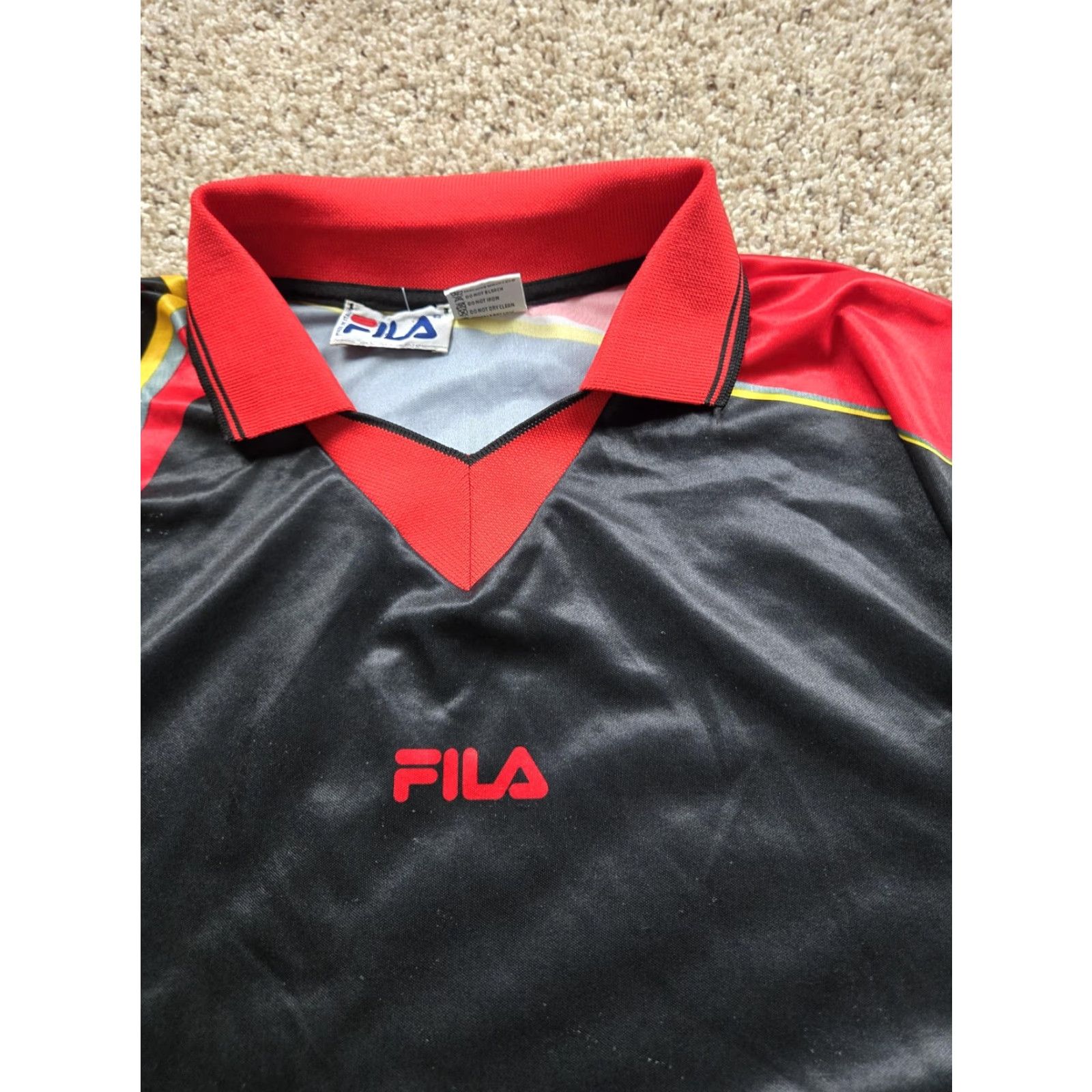Fila VINTAGE FILA Soccer Jersey Shirt Mens M Red Italy 90s Graphic Print Polo Short Sleeve Pullover Made 100% Polyester Breathing Lightweight Durable Size US M / EU 48-50 / 2 - 6 Thumbnail