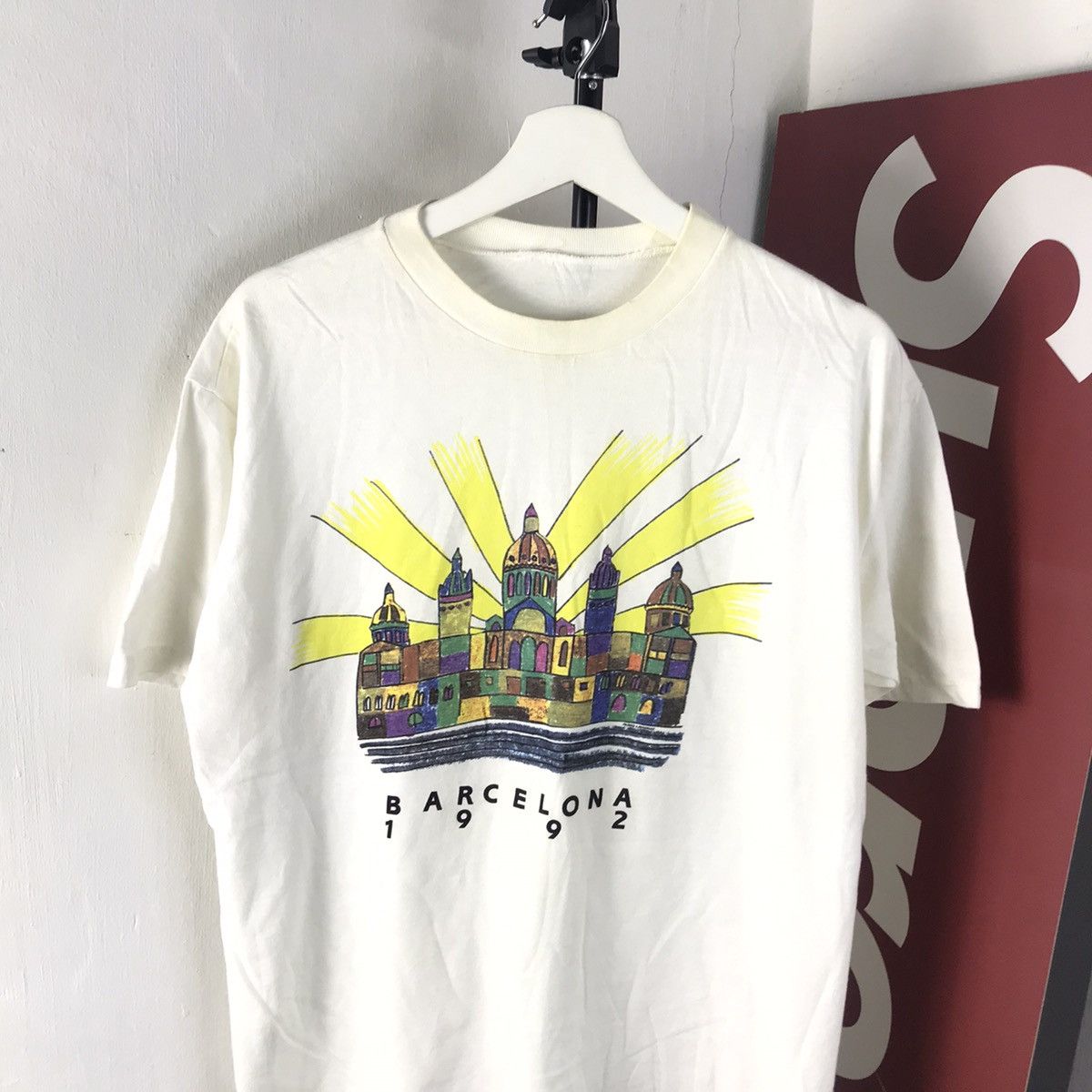 Art Comes First Rare Vintage 1992 USA Olympic Basketball Barcelona T-Shirt Size US L / EU 52-54 / 3 - 2 Thumbnail