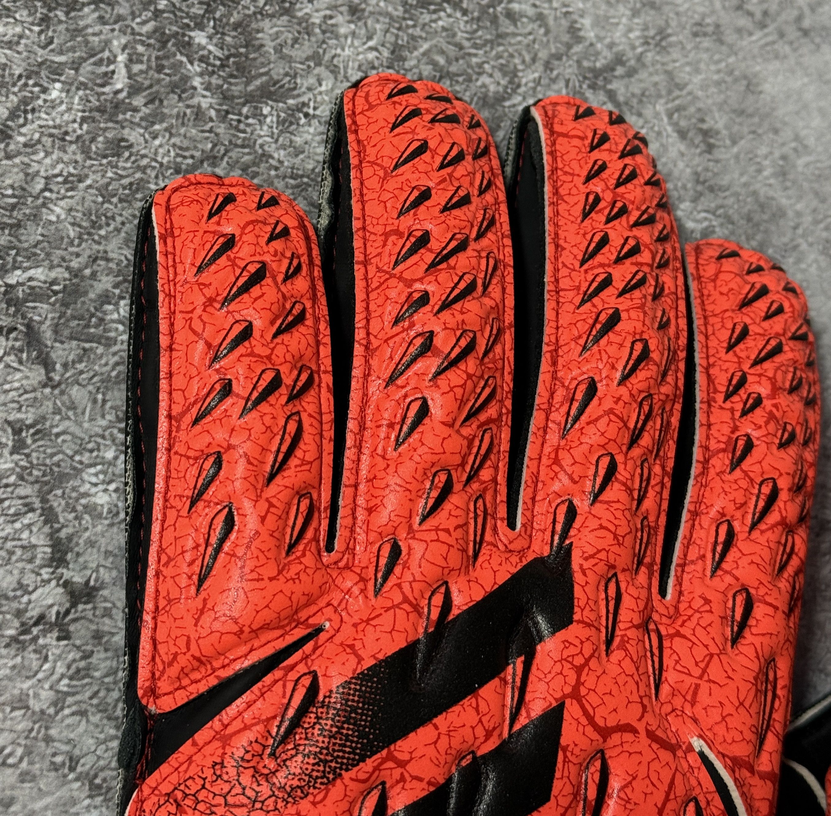 Adidas ADIDAS GOALKEEPER GLOVES GR1533 PREDATOR MATCH FINGERSAVE 10 Size ONE SIZE - 5 Thumbnail