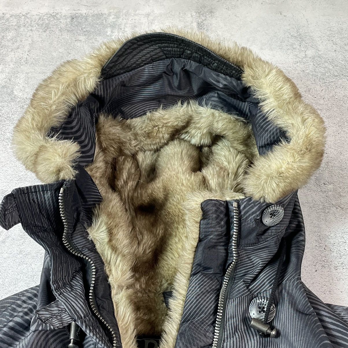 If Six Was Nine × Japanese Brand × Napapijri Avant Garde Opium Y2K Faux Fur Jacket Rick Owens Carti Style Size S / US 4 / IT 40 - 7 Thumbnail