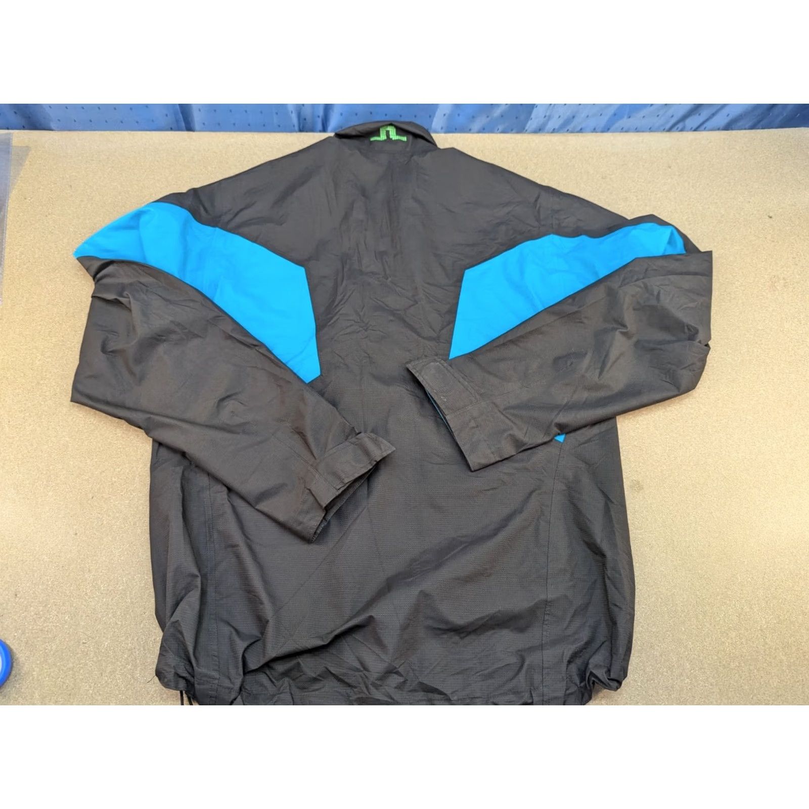 J.Lindeberg J. Lindeberg Womens Gore-Tex Paclite Jacket XS Outdoor Brown Taped Seams Windbreaker Zip Hooded Lightweight Water Resistant Quick Dry Full Zip Size XS / US 0-2 / IT 36-38 - 2 Thumbnail