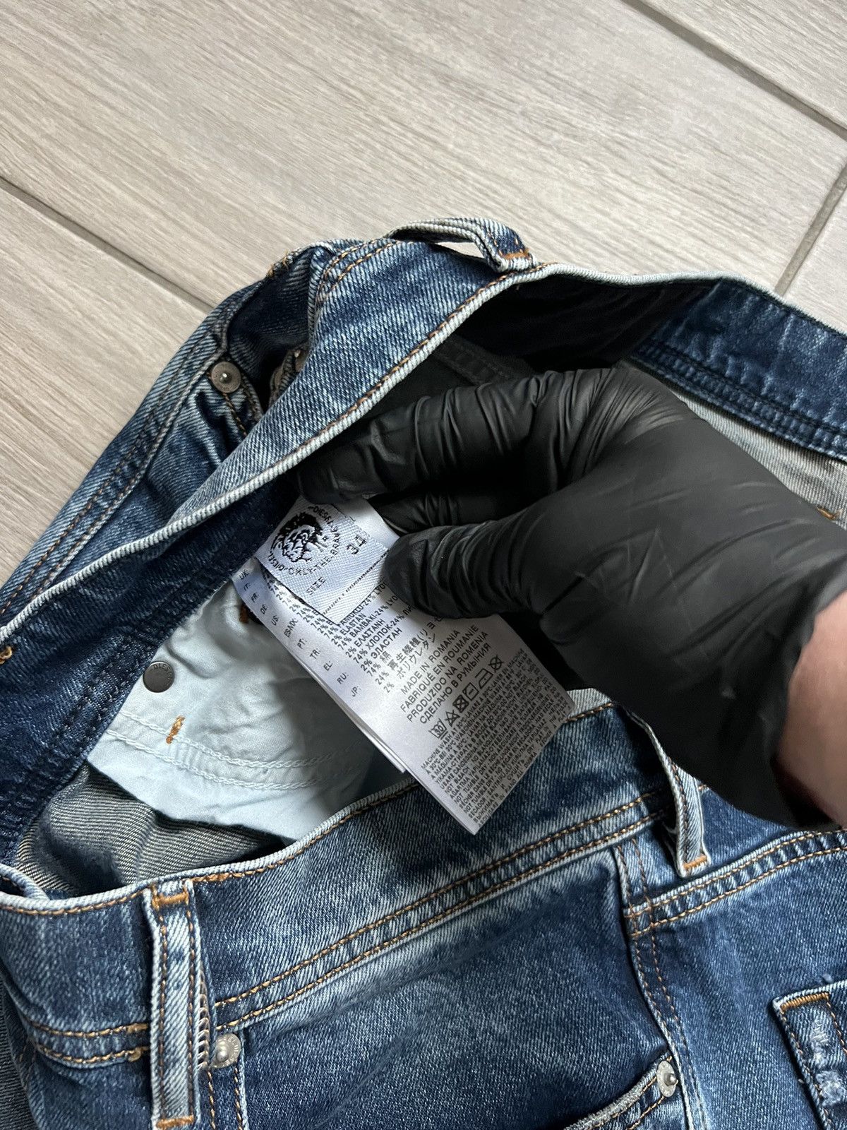 Diesel × Jean × Vintage Diesel Pants Denim Vintage Jeans Very Rare Y2k Style Size US 34 / EU 50 - 15 Thumbnail