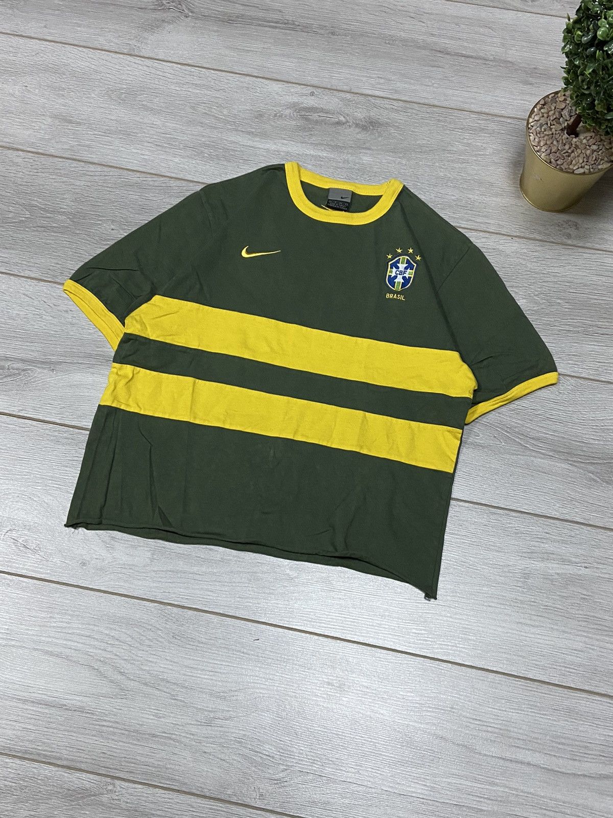 Nike Vintage Nike Blockcore CBF Brazil soccer jersey y2k Size US S / EU 44-46 / 1 - 2 Thumbnail