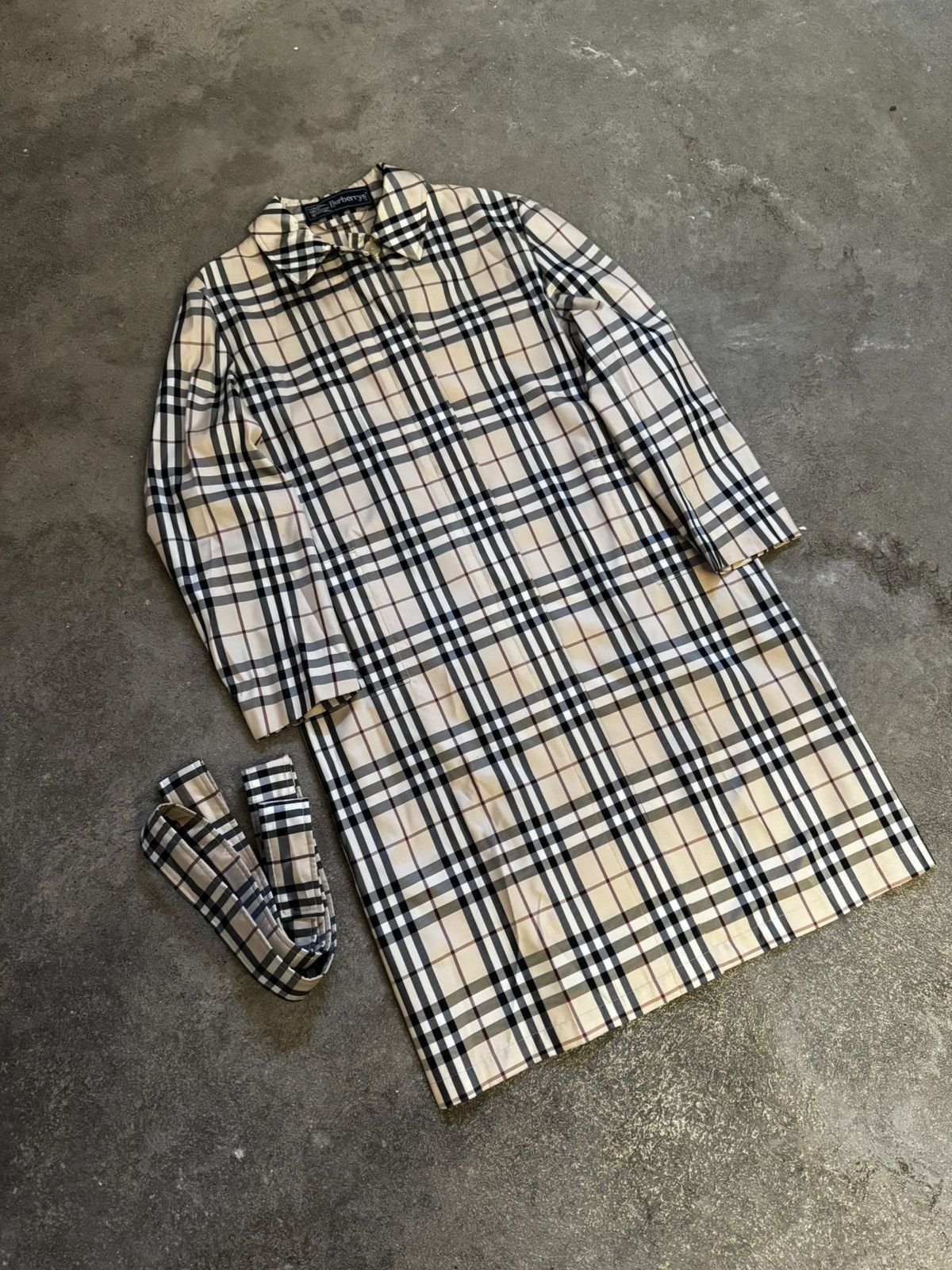 Burberry Burberry trench coat Size US L / EU 52-54 / 3 - 2 Thumbnail
