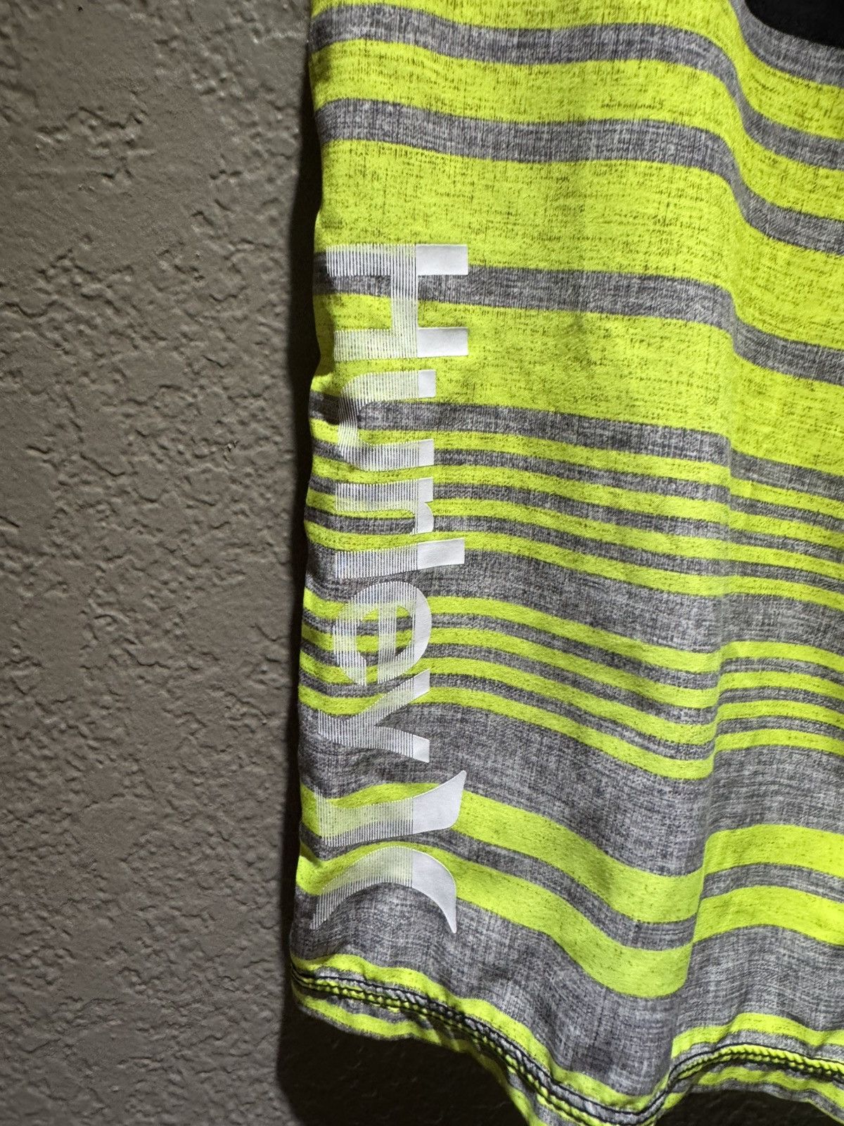 Hurley Vintage 2000s Y2k Hurley Neon Yellow Pink Grey Black Size US 30 / EU 46 - 3 Thumbnail