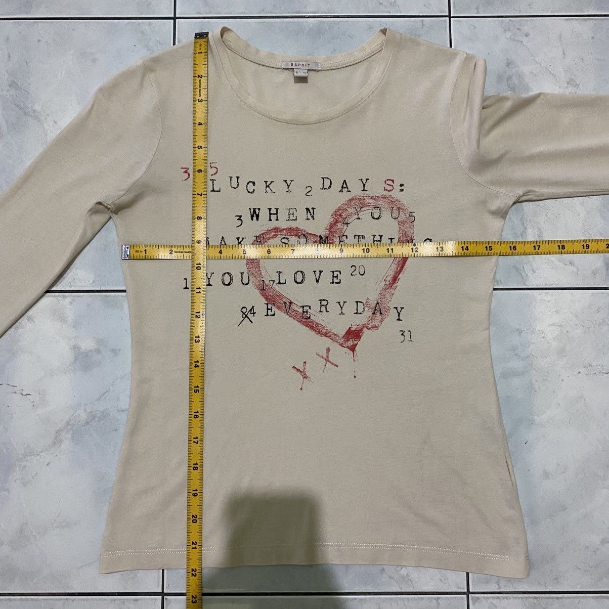 Esprit Esprit Y2K Graphic Long Sleeve Tee “Lucky 365 Love Everyday Size XS / US 0-2 / IT 36-38 - 18 Thumbnail