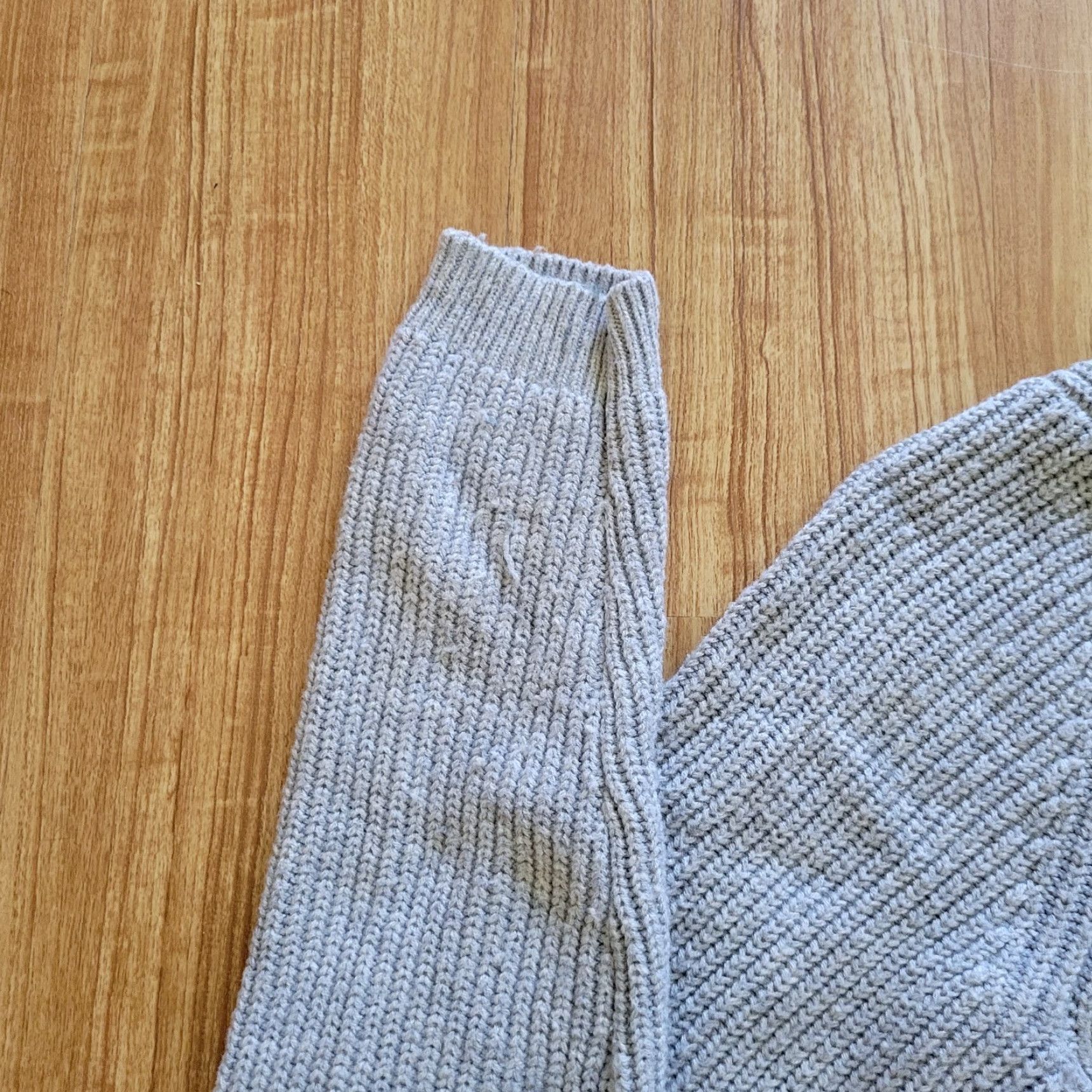 Talbots Talbots Sweater Womens Medium Gray Cable Knit Wool Blend High Neckline Pullover Long Sleeve Knit Pattern Solid Vintage No Size M / US 6-8 / IT 42-44 - 2 Thumbnail