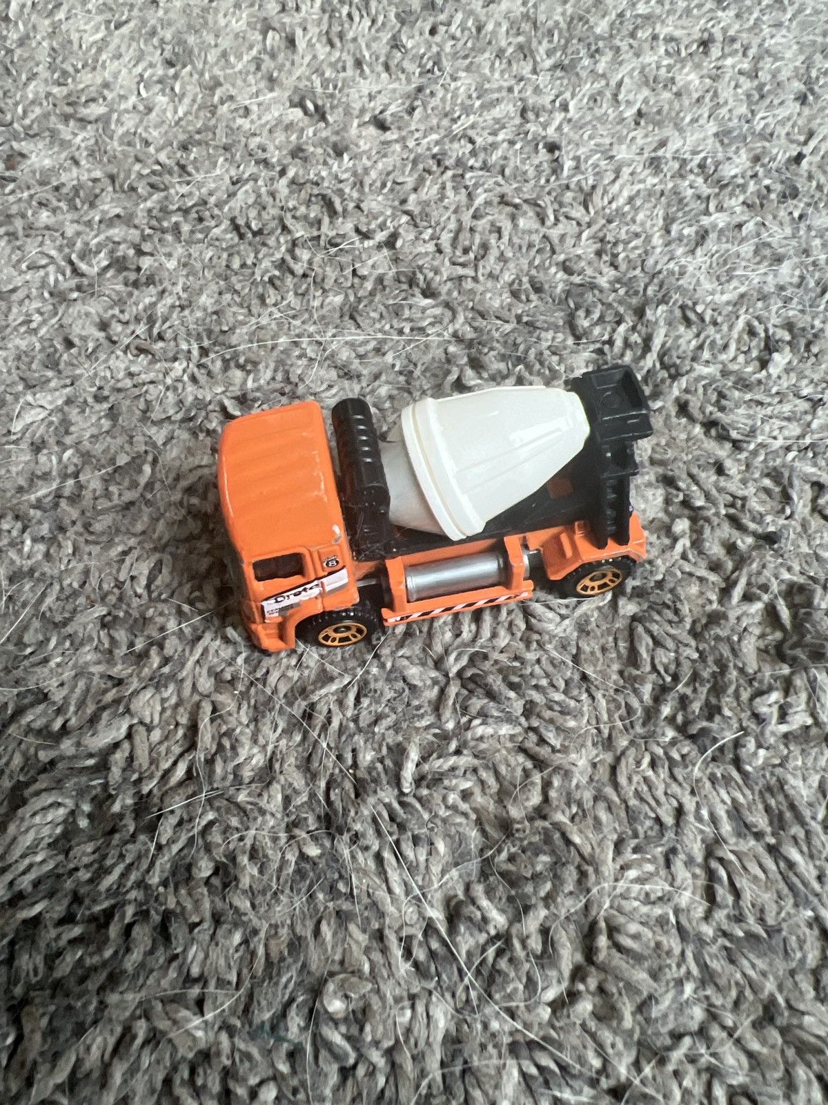Vintage 2005 Mattel Matchbox Cement Mixer-2006 Size ONE SIZE - 1 Thumbnail