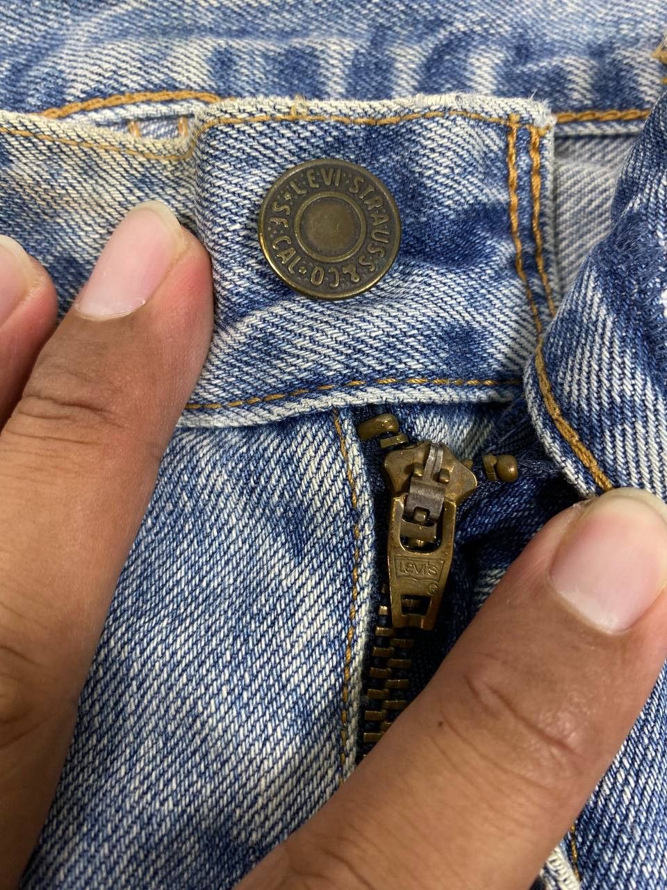 Levi's vintage levis 517 bootcut flare distressed denim nice design Size US 33 - 12 Thumbnail