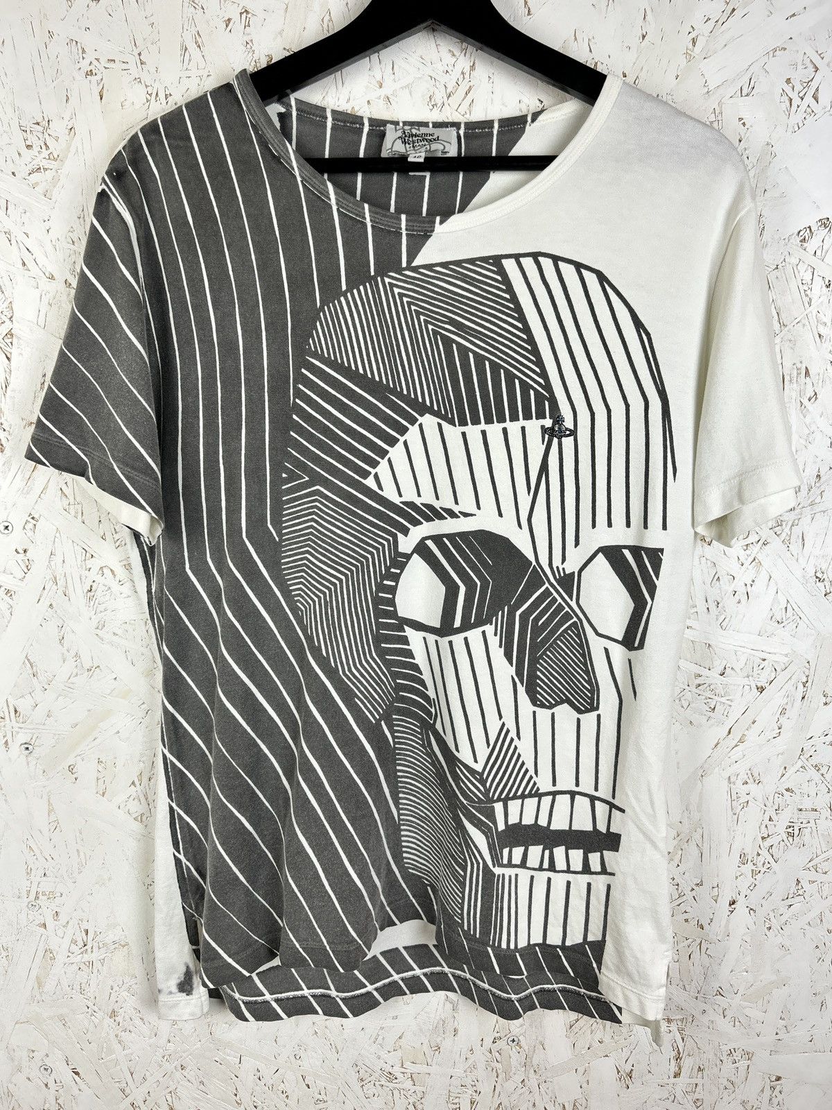 Vintage Vivienne Westwood Skull Abstract AOP T-Shirt Size 46