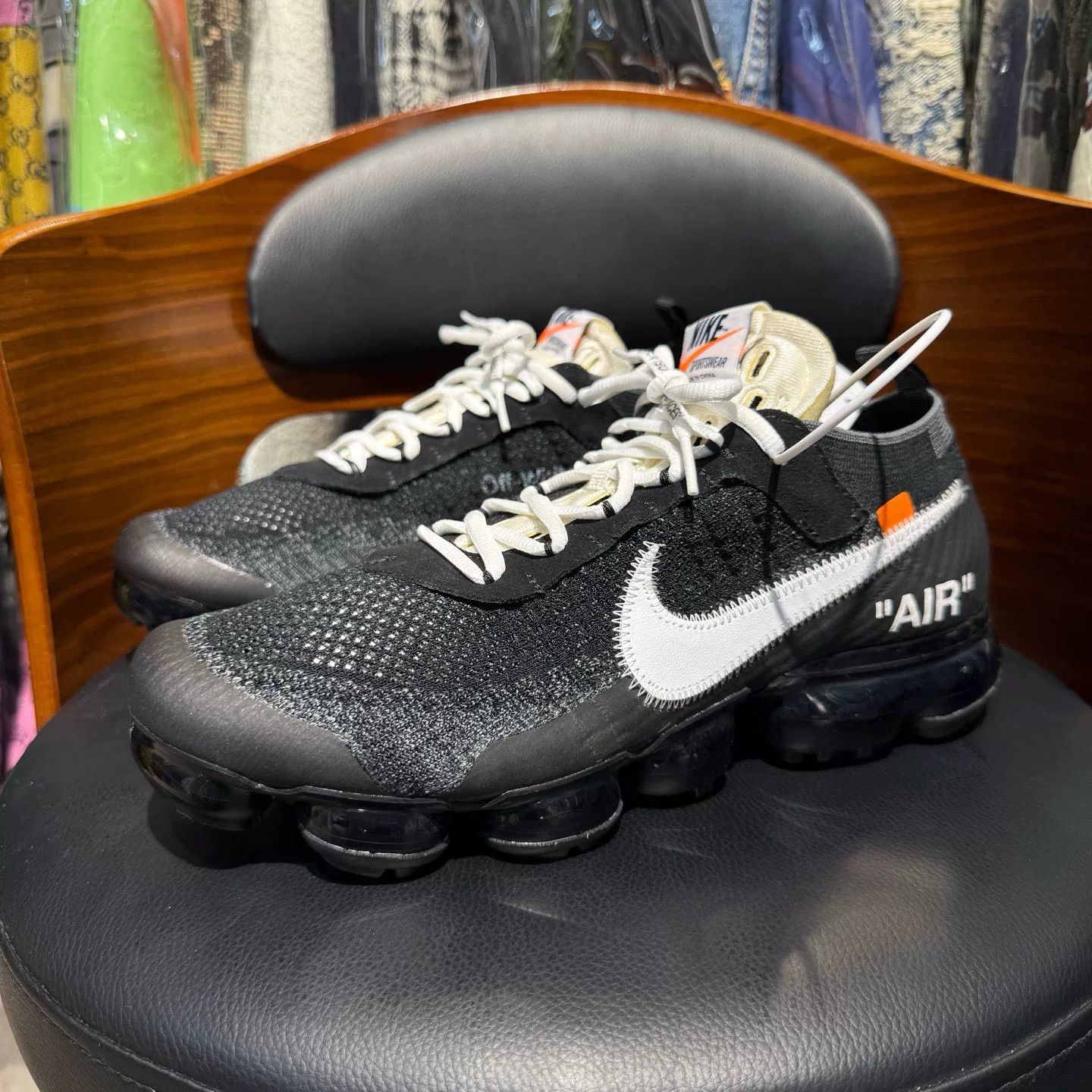 Off-White Off-White Black Lowtop Sneakers 44 Men Size US 10.5 / EU 43-44 - 1 Thumbnail