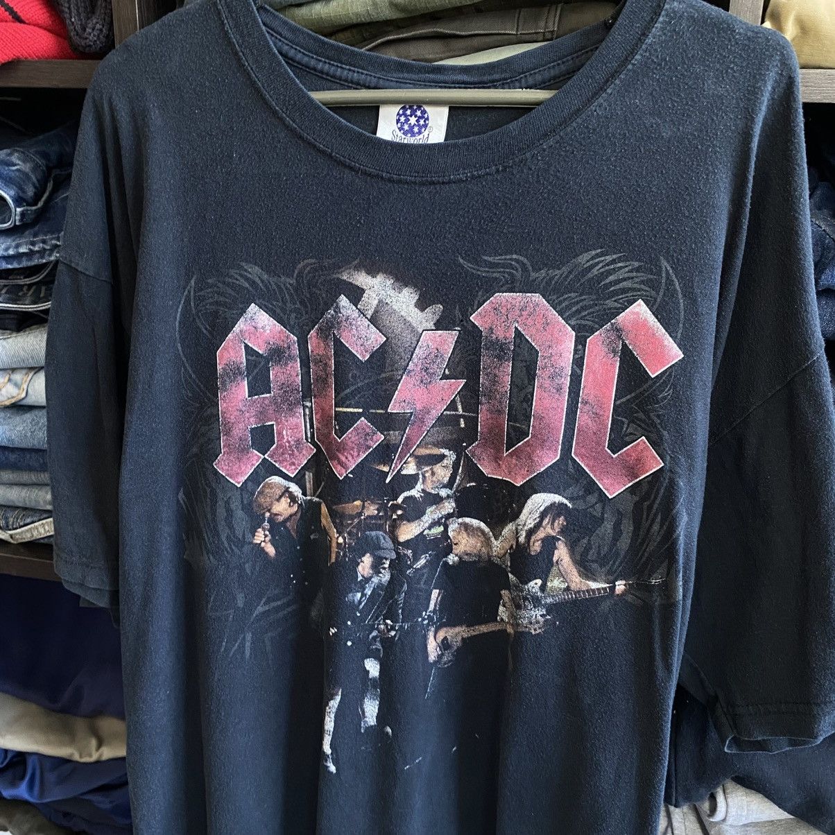Band Tees Vintage Acdc 2009 Black Ice Big Logo rock band tee Size US XXL / EU 58 / 5 - 2 Thumbnail