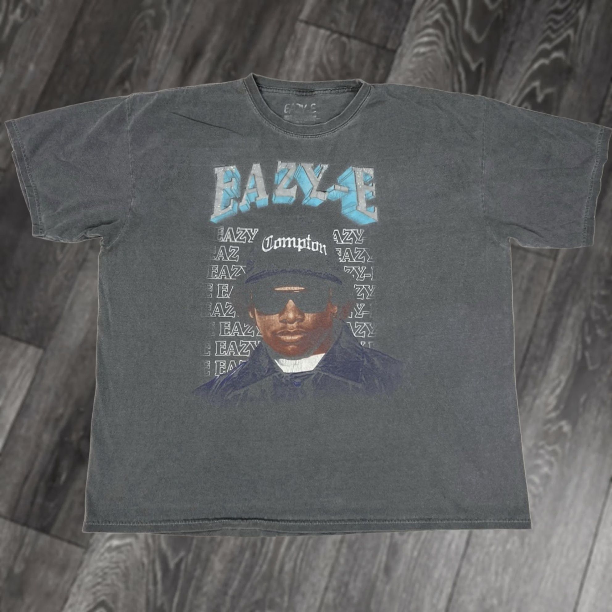 Vintage VINTAGE Eazy-E Graphic T-shirt Men XL Oversized Gray Short Sleeve Music Size US L / EU 52-54 / 3 - 1 Thumbnail