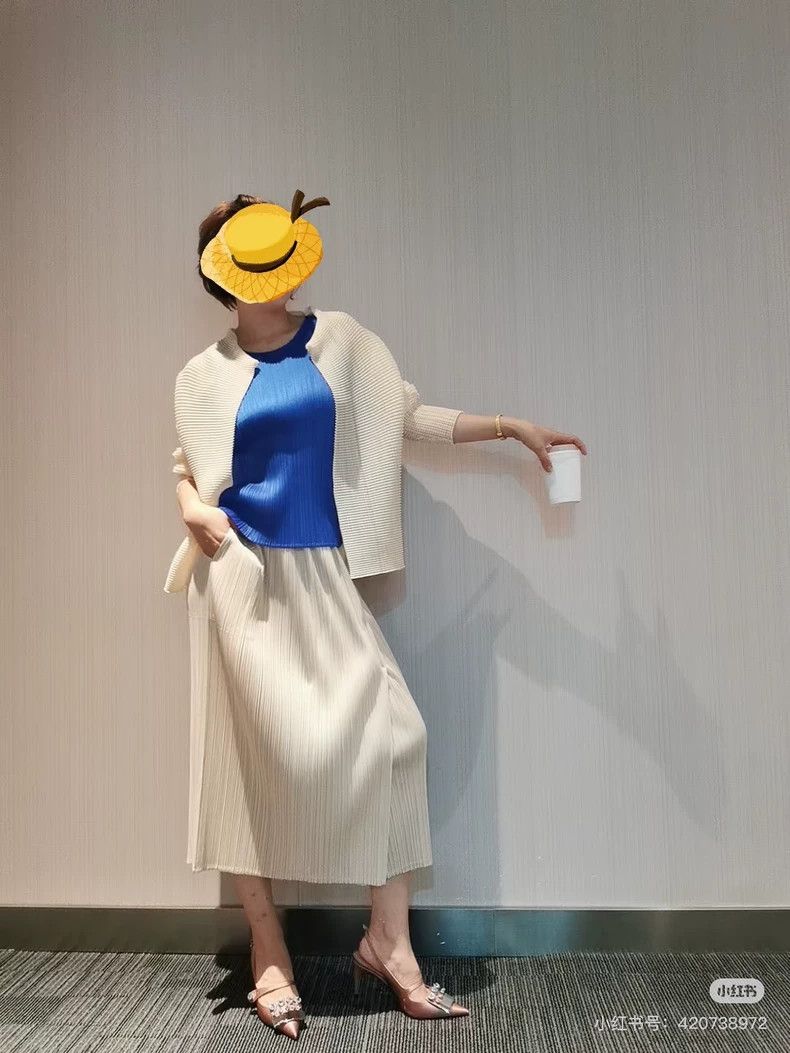 Other Issey Miyake size:5 Beige pleated skirt Size 31" - 7 Thumbnail