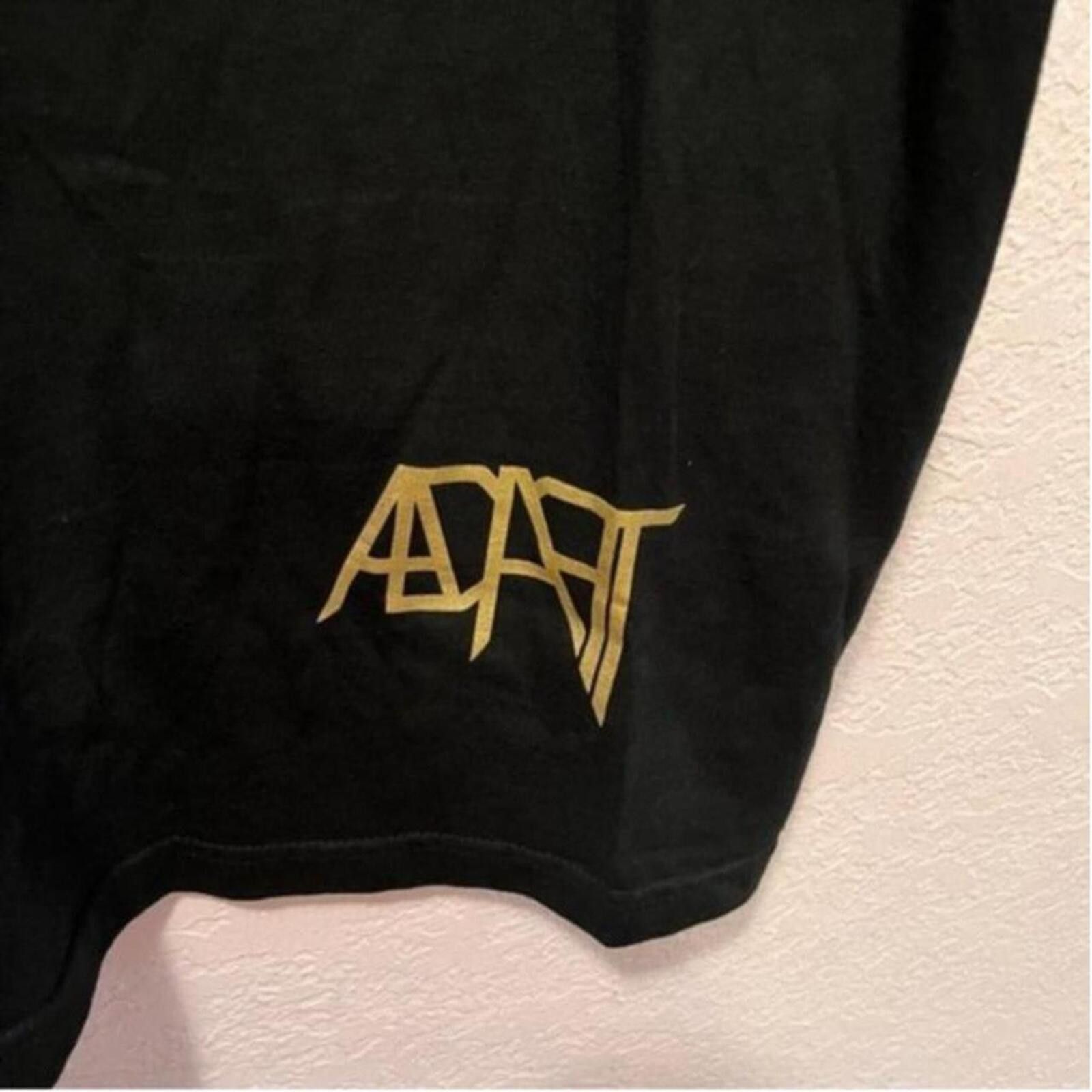 Adapt Adapt San Francisco Black 'Gold Blooded' Graphic T-Shirt Size US M / EU 48-50 / 2 - 4 Thumbnail