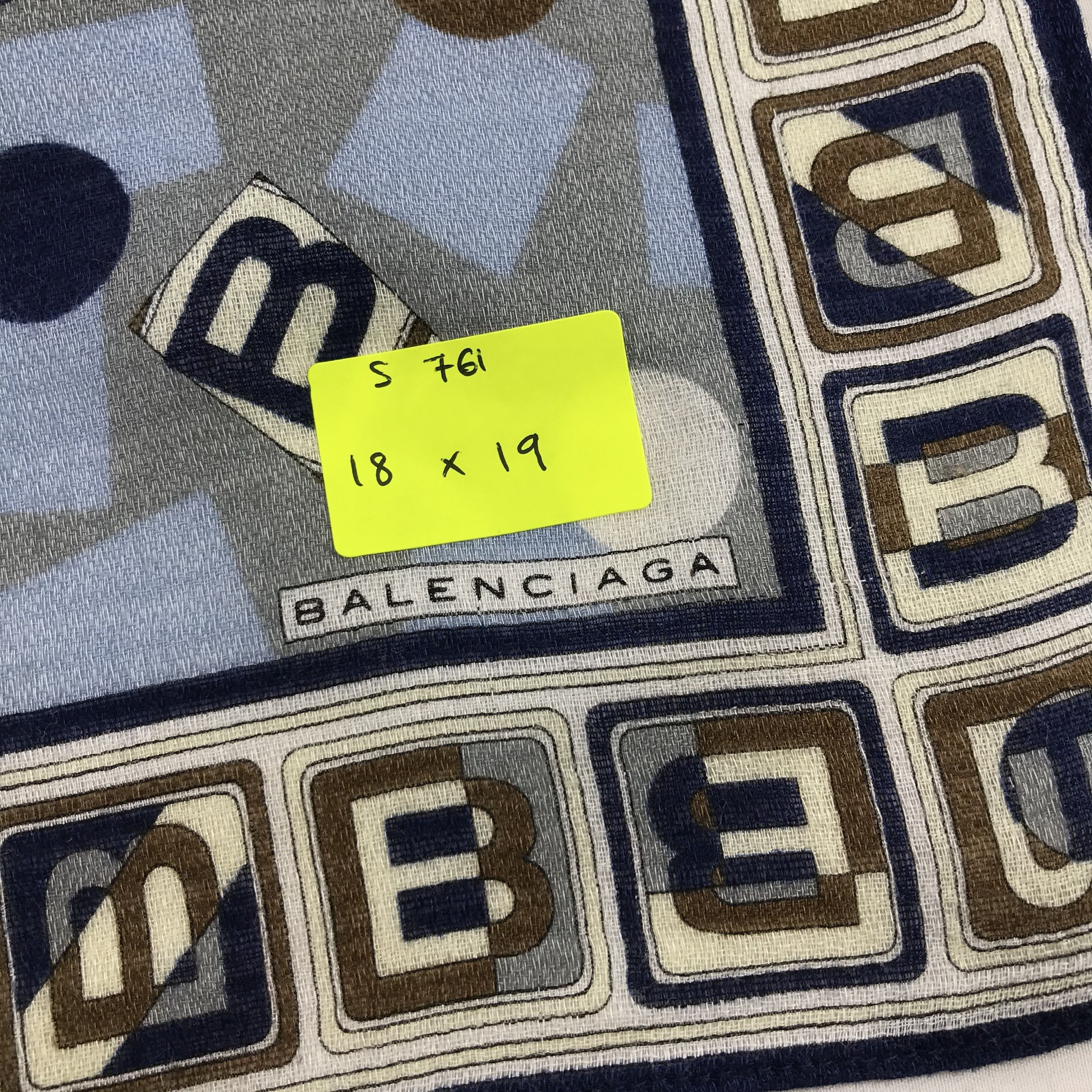 Vintage Vintage Balenciaga Bandana / Handkerchief /Neckerchief -S761 Size ONE SIZE - 5 Thumbnail