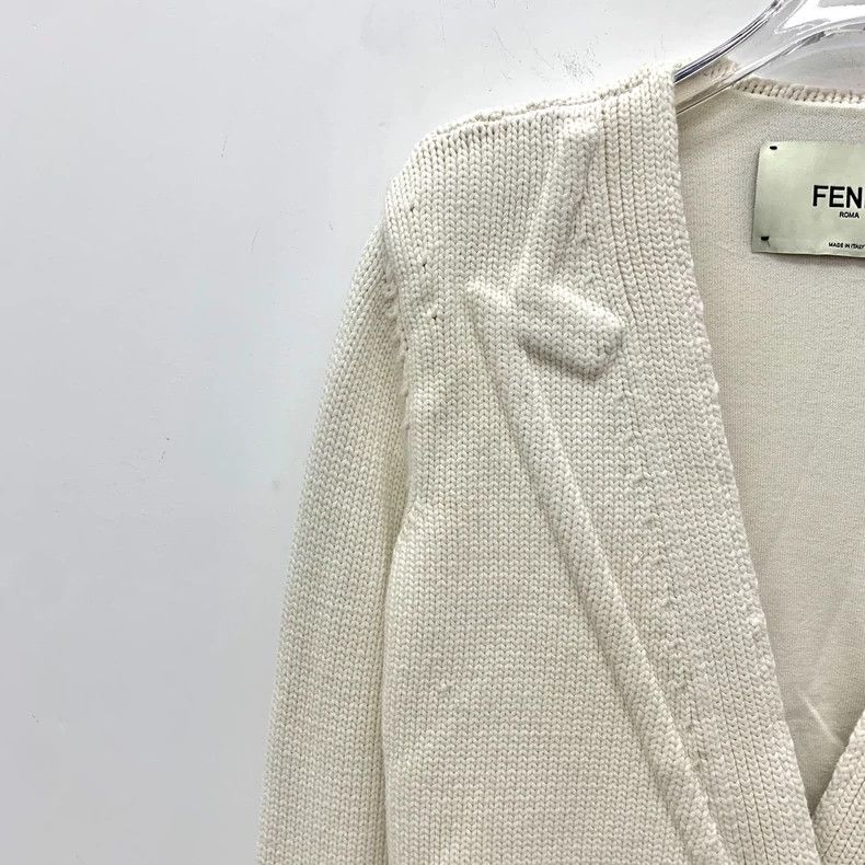 Fendi FENDI Off-White Cotton V-Neck Single Breasted Long Sleeve Size XXS / US 00 / IT 34 - 3 Thumbnail