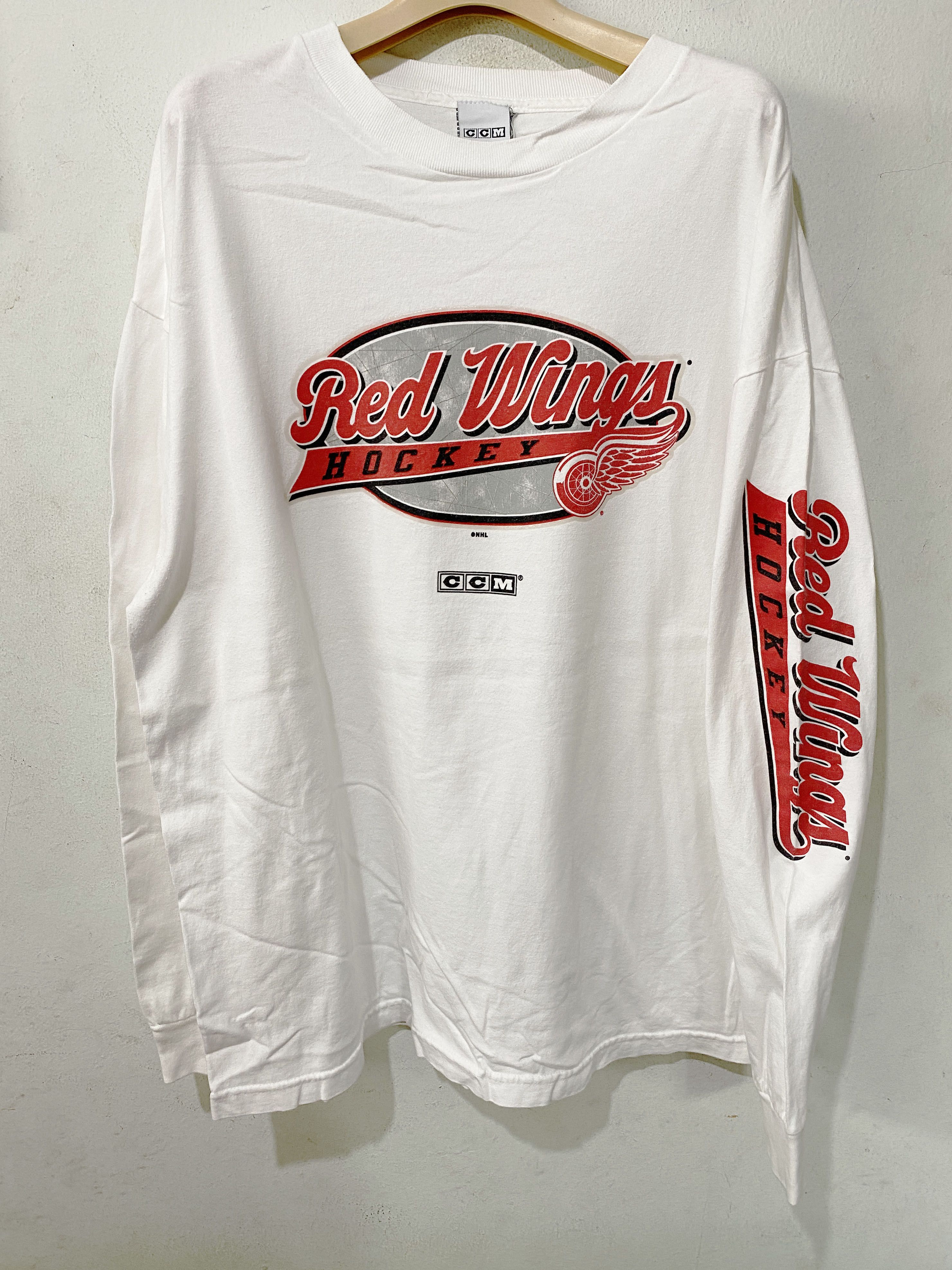 Vintage Detroit Red Wings NHL Shirt