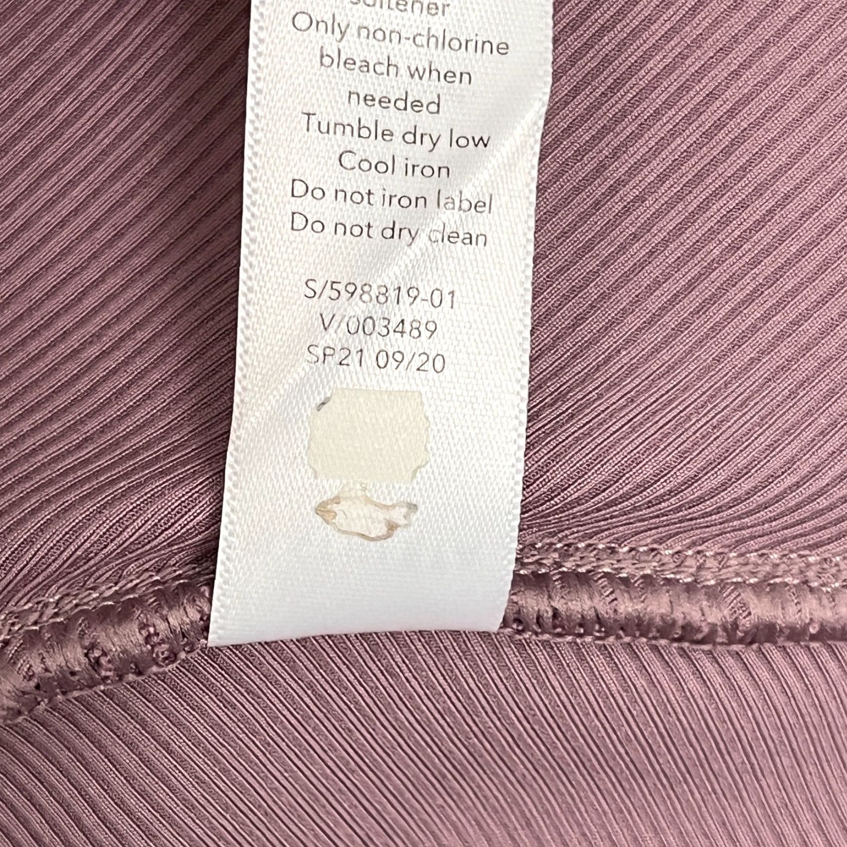 Athleta Athleta Bayview Tee Shirt Women Medium Mauve Flora Pink Active Yoga Wrap Wicking Shirt Size M / US 6-8 / IT 42-44 - 7 Thumbnail