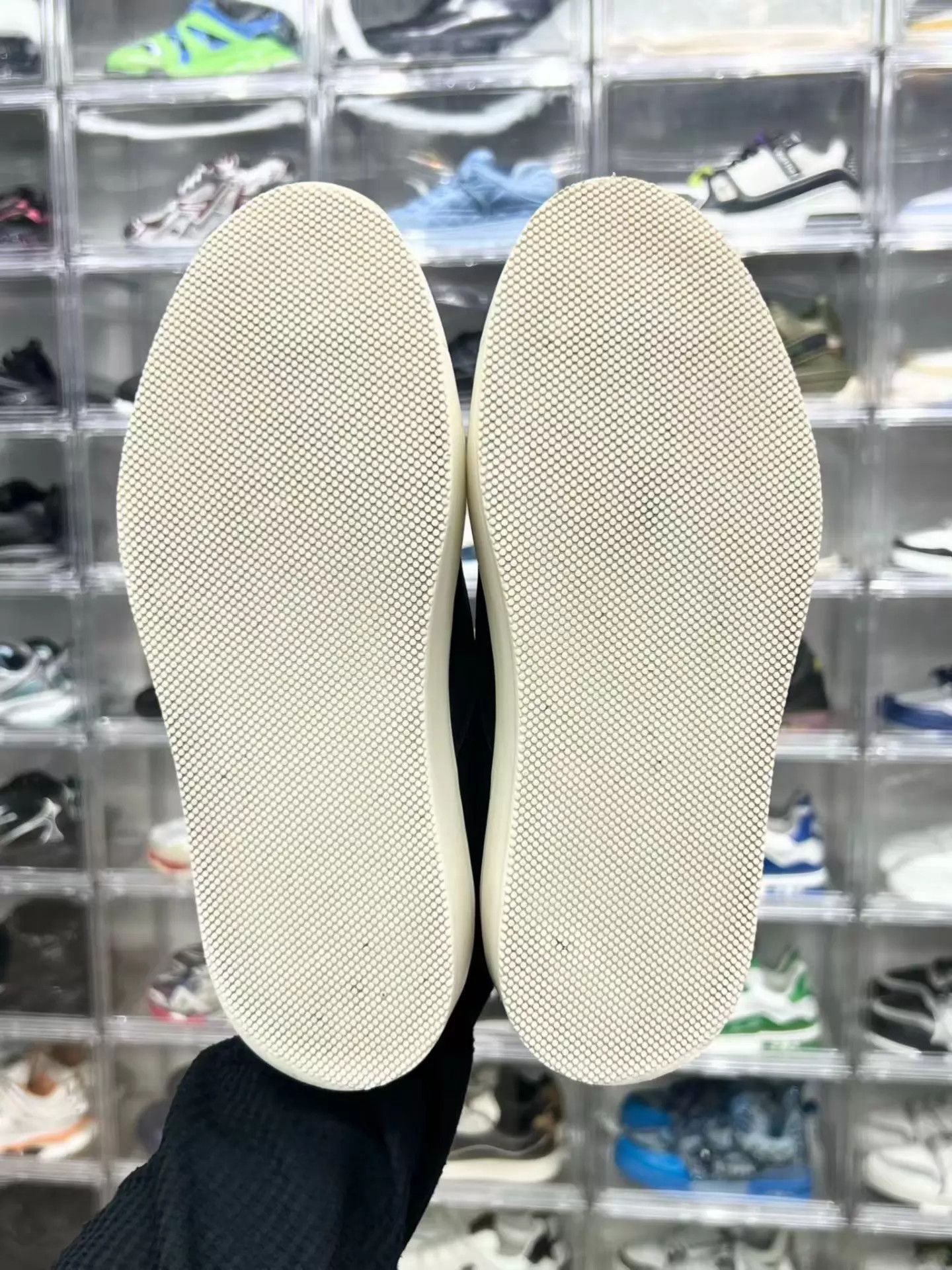 Prada PRADA low-top round-toe 39 sneakers mint box Size US 6 / EU 39 - 8 Thumbnail