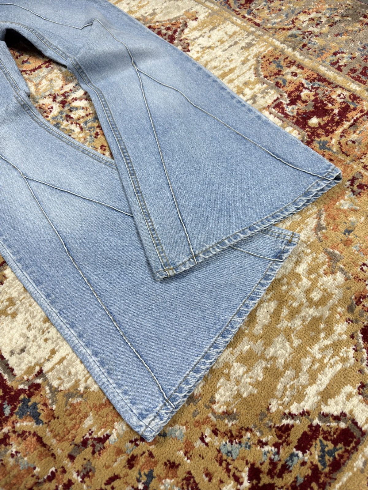 Hysteric Glamour × If Six Was Nine × Le Grande Bleu (L.G.B.) ᶠᵃⁿᶜʸᵍᵘʸ BNWT Y2K Flared Baggy Bootcut Denim Jeans Vintage Size US 30 / EU 46 - 2 Thumbnail
