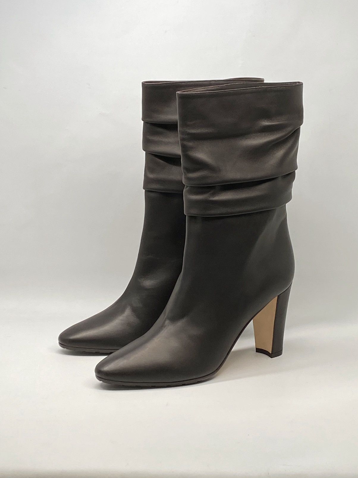 Manolo Blahnik Manolo Blahnik Calasso 90MM Ruched Leather Boots size 38 Size US 8 / IT 38 - 8 Thumbnail