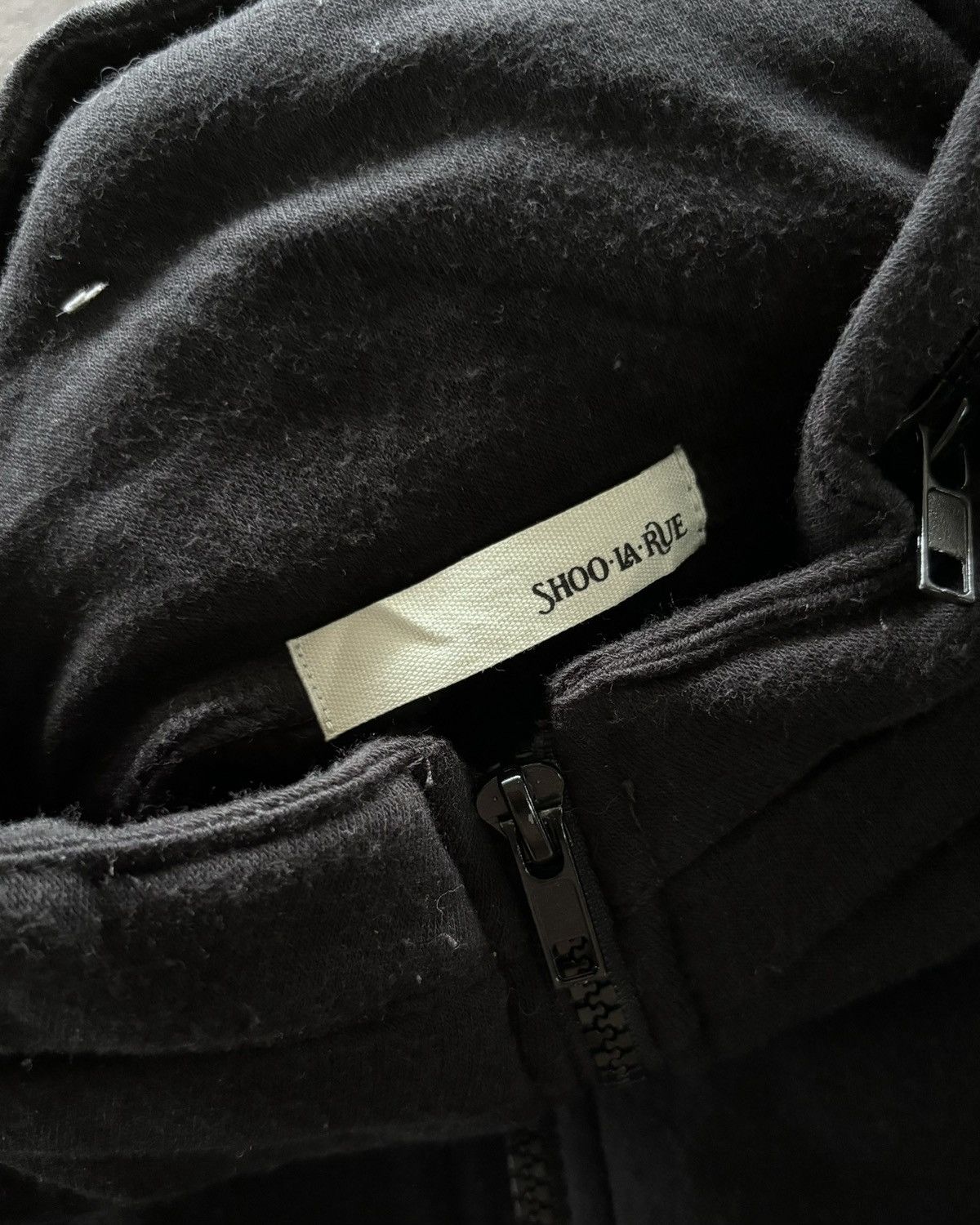 If Six Was Nine 2000s Shoo La Rue Bono Black Hoodie Size US L / EU 52-54 / 3 - 4 Thumbnail