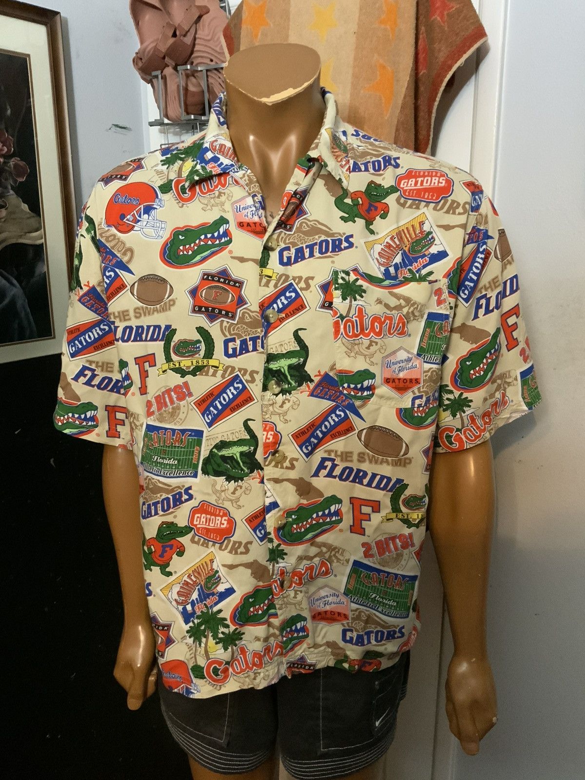 Vintage Vintage 90s Florida Gators Football Hawaiian Button Shirt Size US M / EU 48-50 / 2 - 9 Thumbnail