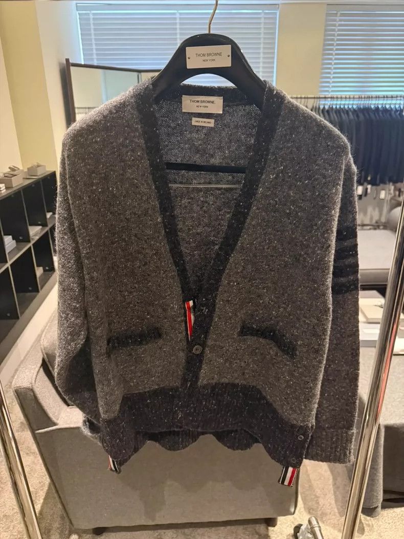 Thom Browne Thom browne Black and gray four-bar wool cardigan jacket 25 Size US L / EU 52-54 / 3 - 1 Thumbnail