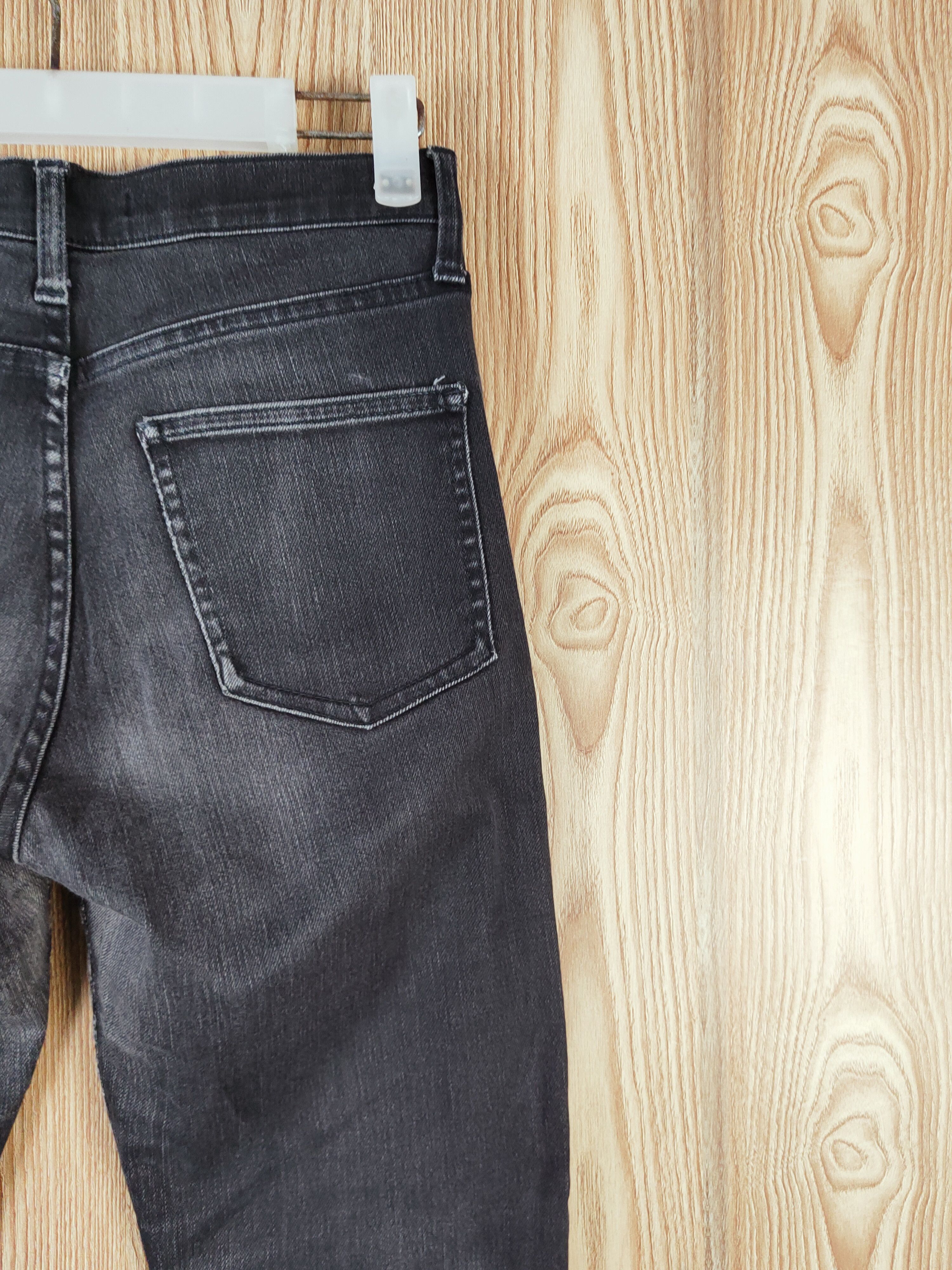 Japanese Brand Uniqlo Black Distressed Ripped Jeans #W231 Size 26" / US 2 / IT 38 - 10 Thumbnail