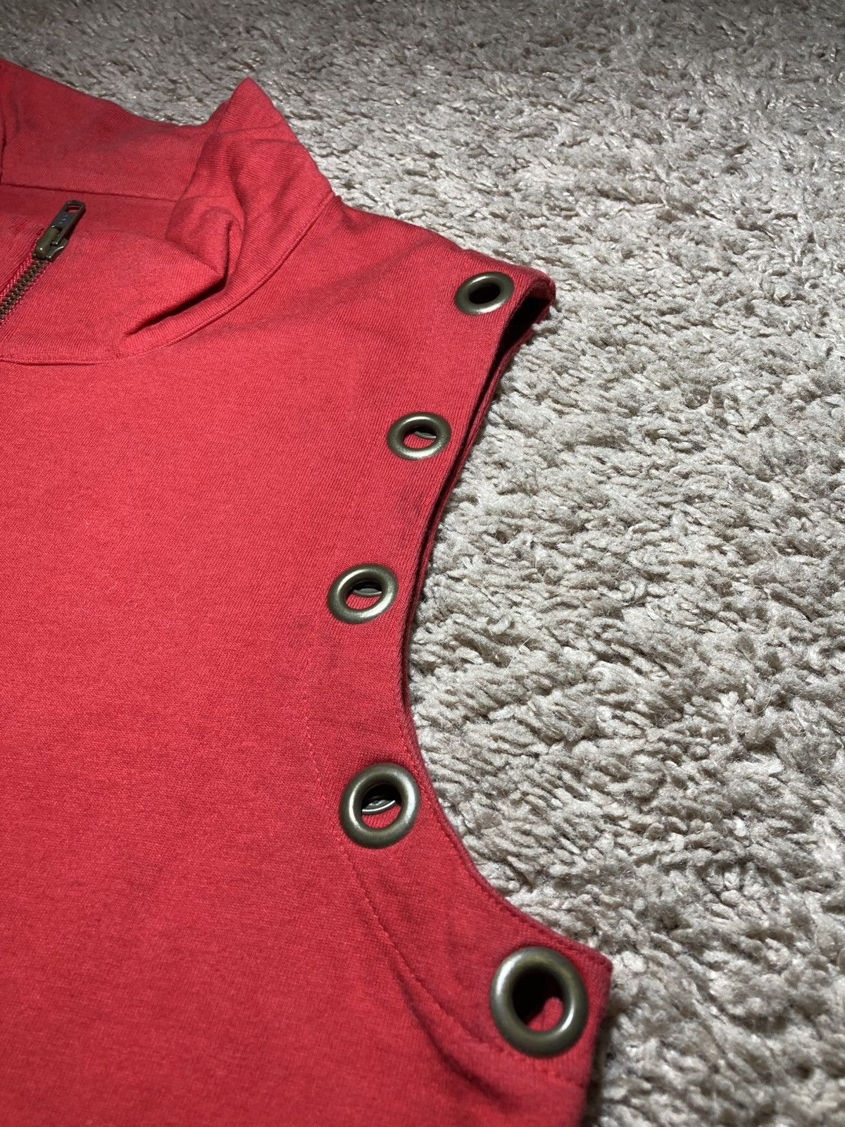 Beauty Beast SS2000 Beauty:Beast Rumble Fish Red Vest Logo Runway 2000 Size US L / EU 52-54 / 3 - 3 Thumbnail