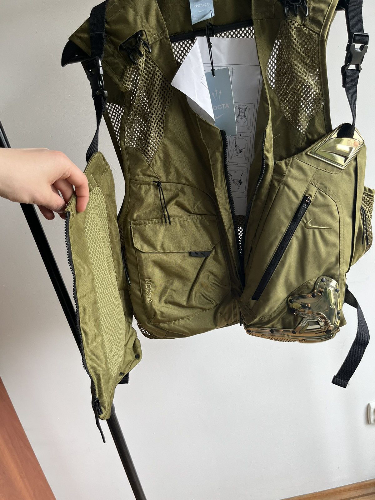 NOCTA × Nike Brand new rare Nike x Nocta AW24 opal 4 in 1 tactical vest Size US M / EU 48-50 / 2 - 10 Thumbnail
