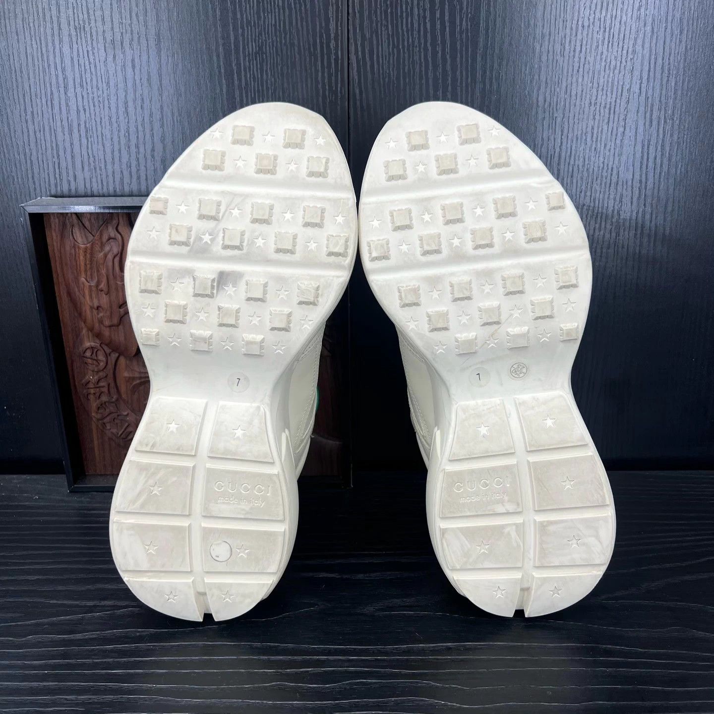 Gucci Gucci Rhyton Sneakers US7 EU41 99 new worn once Size US 8 / EU 41 - 4 Thumbnail
