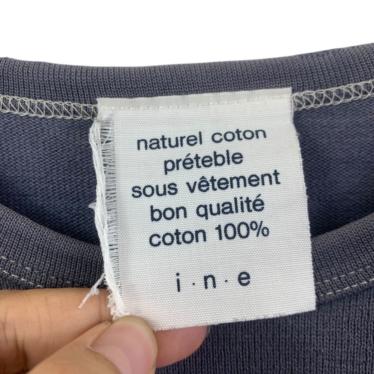 Vintage Vintage INE JAPAN Natural Cotton Sun Faded Indigo Tee Shirt Size S / US 4 / IT 40 - 4 Thumbnail