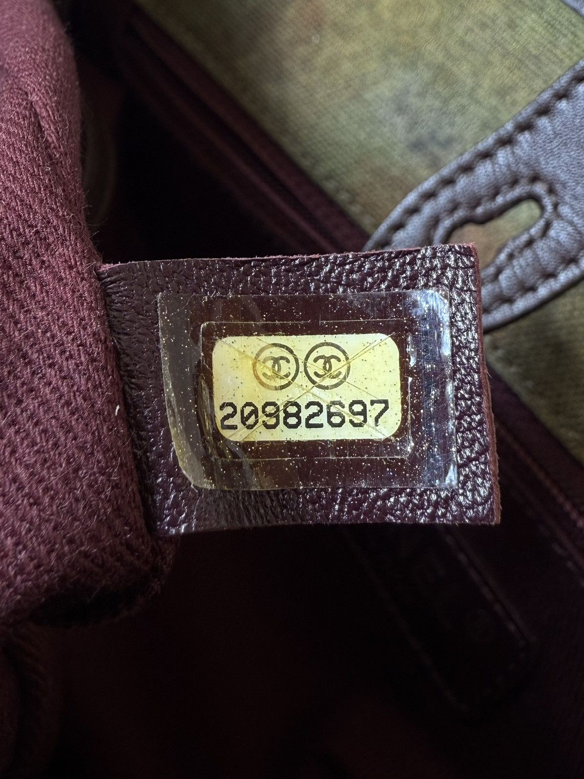Chanel Chanel "On the Pavements" Graffiti Messenger Bag Size ONE SIZE - 19 Thumbnail
