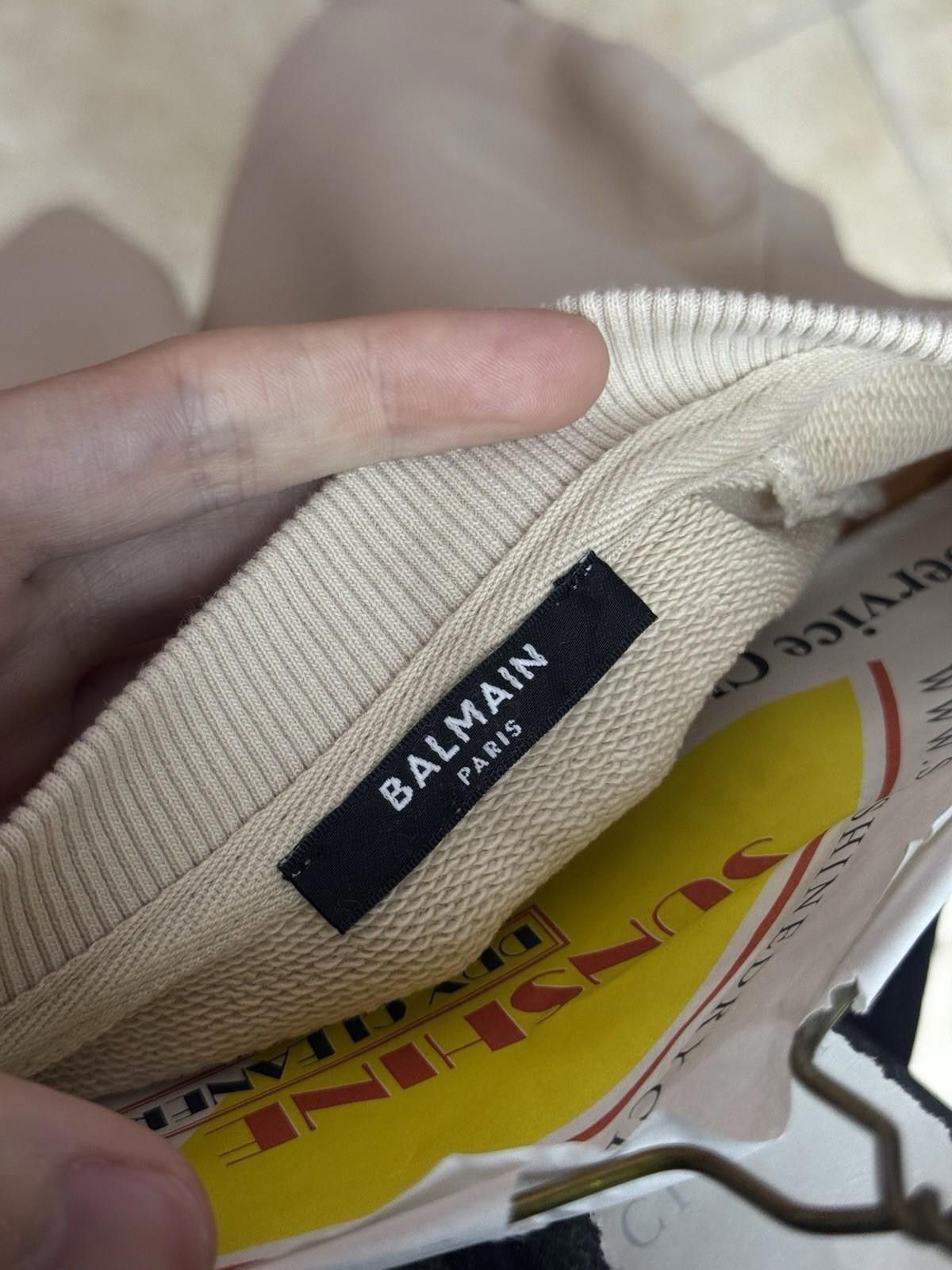 Balmain Balmain Beige Printed Logo Sweatshirt Size Small $750 Retail Size S / US 4 / IT 40 - 9 Thumbnail