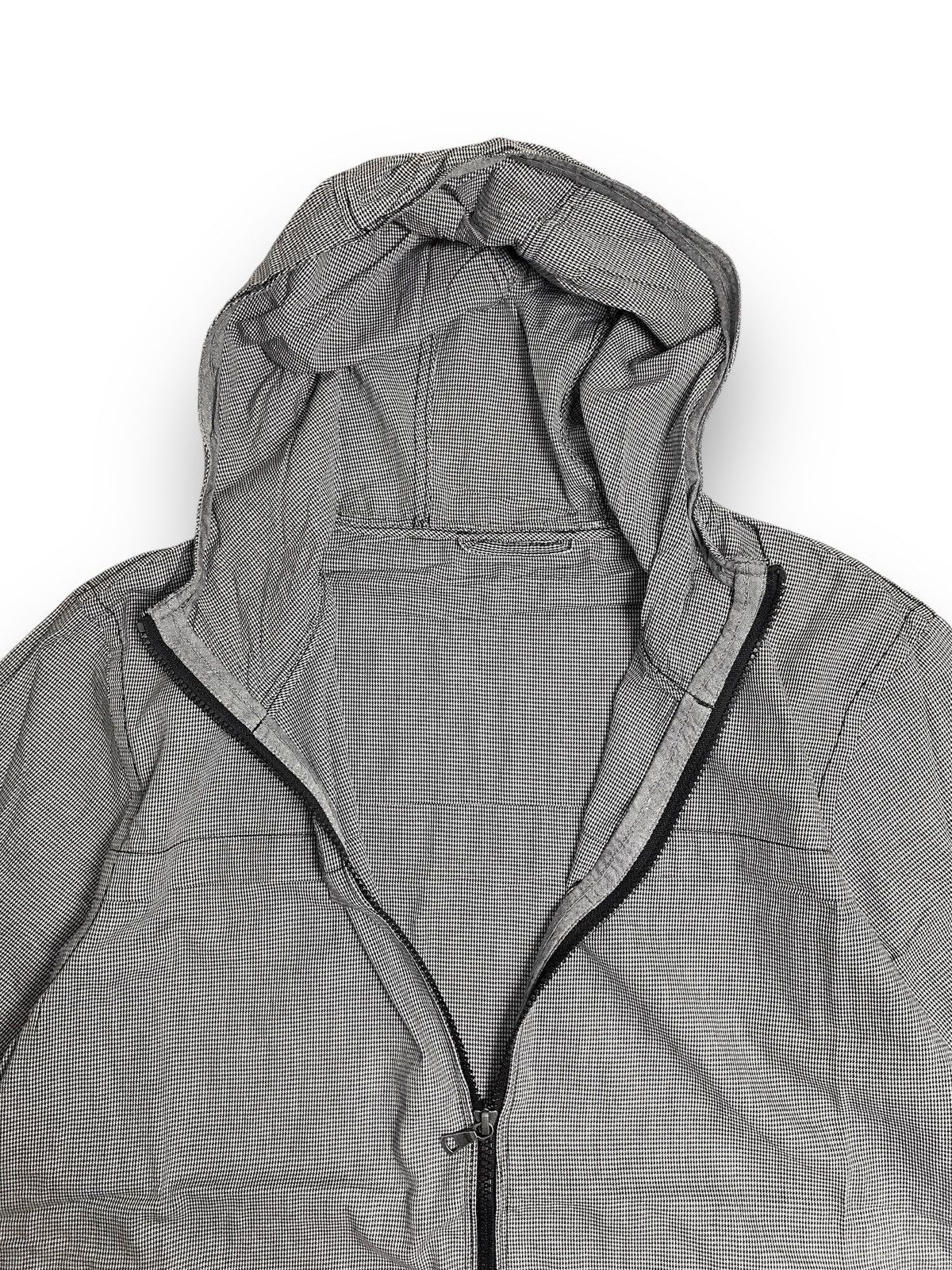 Vintage Uniqlo Full Zipper Double Side Pocket Hoodie Plaid Shirt Size US XL / EU 56 / 4 - 2 Thumbnail