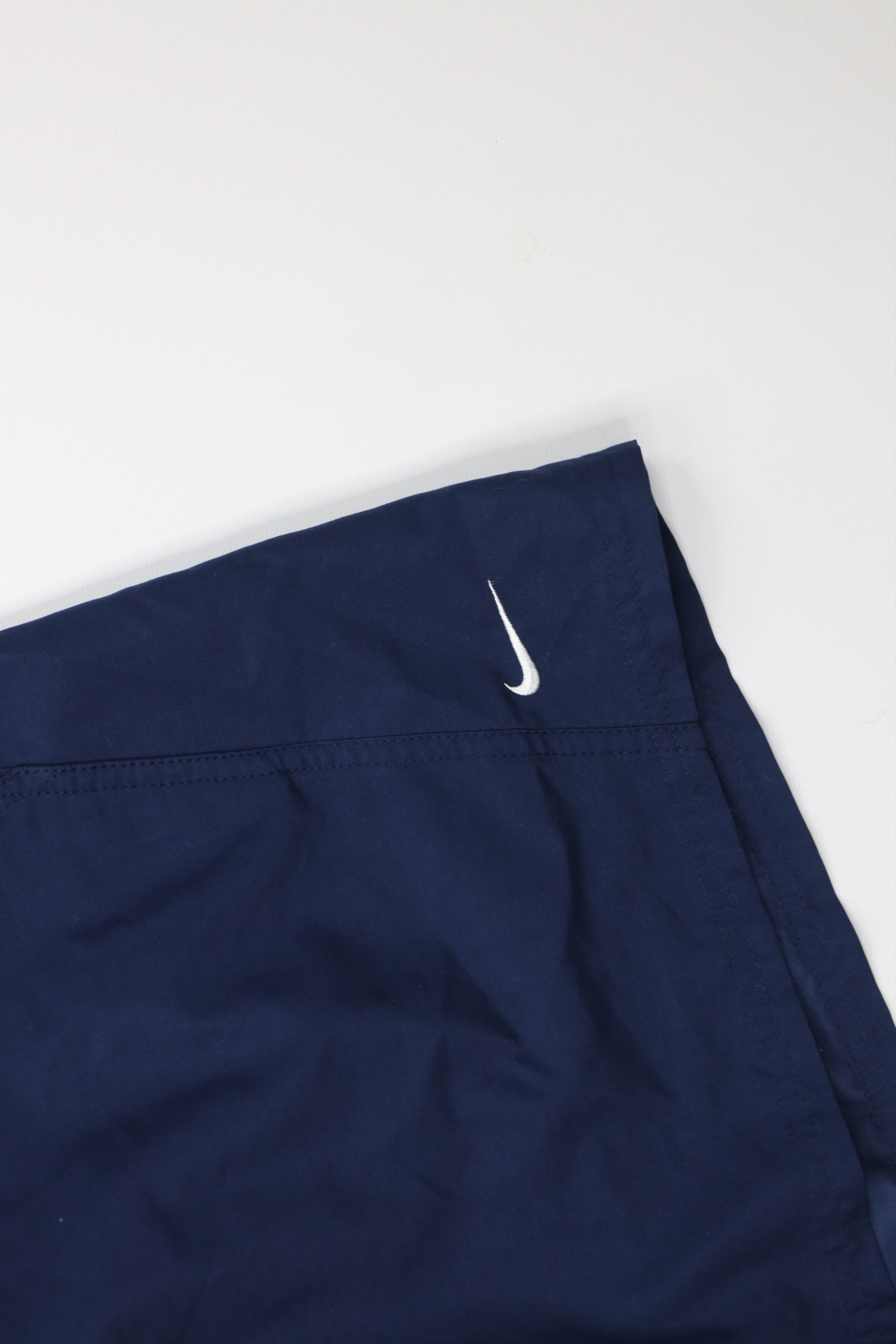 Nike Vintage Nike Swim Scott Mini Swoosh Lined Above Knee Shorts Size US 34 / EU 50 - 5 Thumbnail
