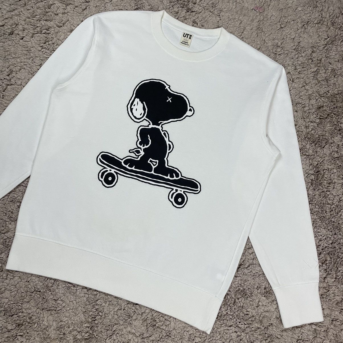 Kaws Ut by Uniqlo X Kaws X Peanuts Sweatshirt Size US L / EU 52-54 / 3 - 4 Thumbnail