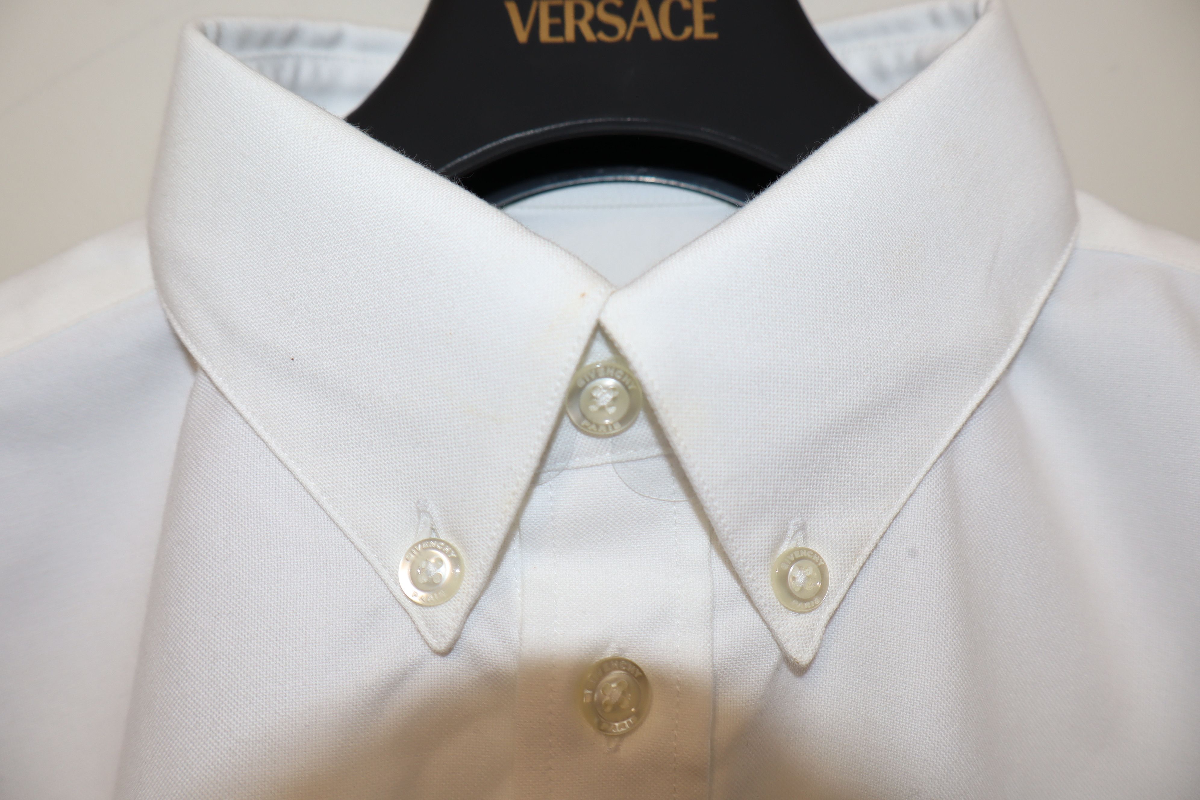 Givenchy Embroidered logo pocket shirt Size US S / EU 44-46 / 1 - 4 Thumbnail