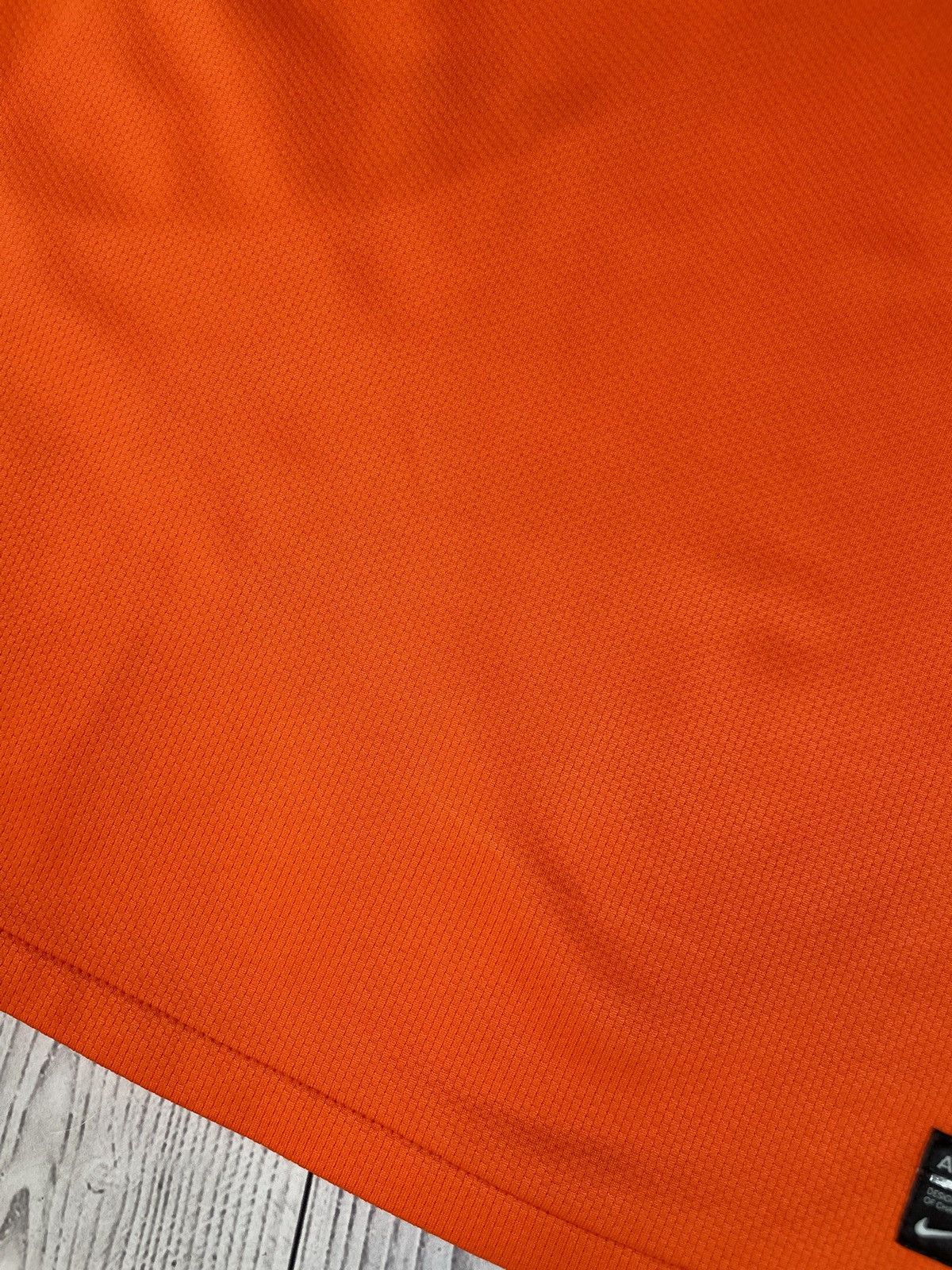 Nike Vintage Nederland Holland soccer jersey Van Der Vaart size M Size US M / EU 48-50 / 2 - 8 Thumbnail