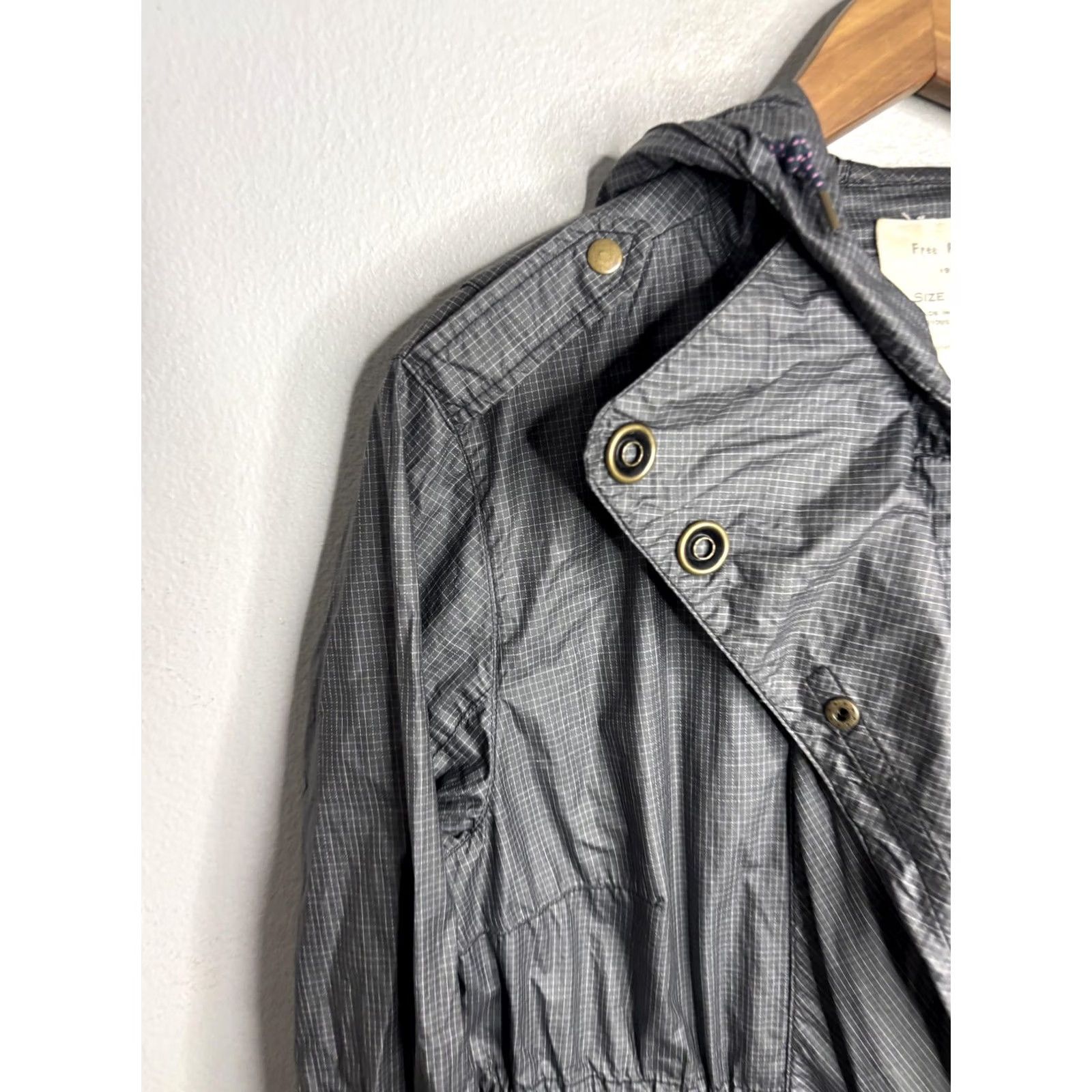 Free People Free People Jacket Womens Medium Gray Hooded Zip Front Lightweight Windbreaker Size M / US 6-8 / IT 42-44 - 2 Thumbnail