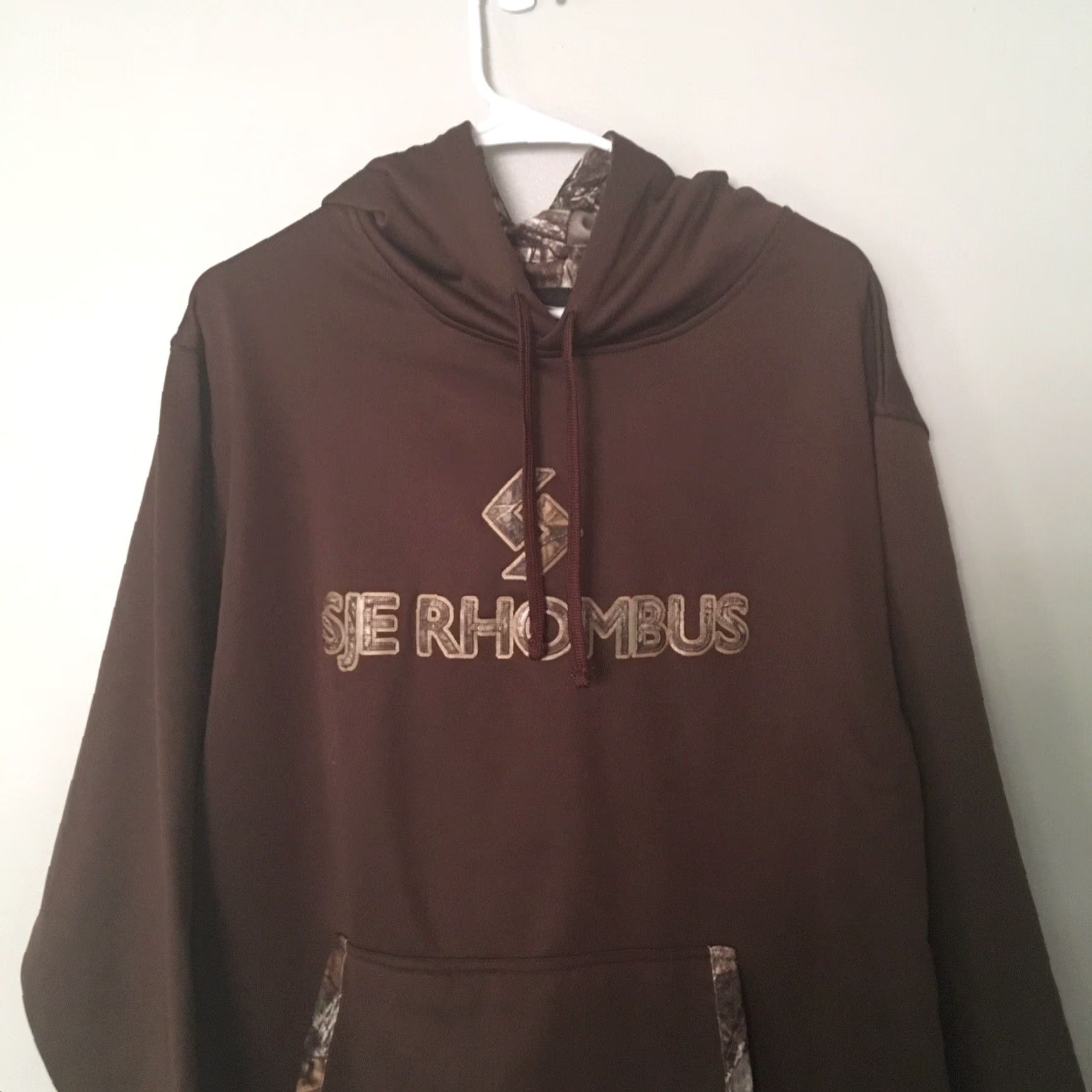 Vintage GAMEHIDE CAMO Hooded Sweatshirt Hoodie Pullover Mens XL Brown CAMO Trim Pockets Graphic Print Hunting Jacket? Size US XL / EU 56 / 4 - 2 Thumbnail