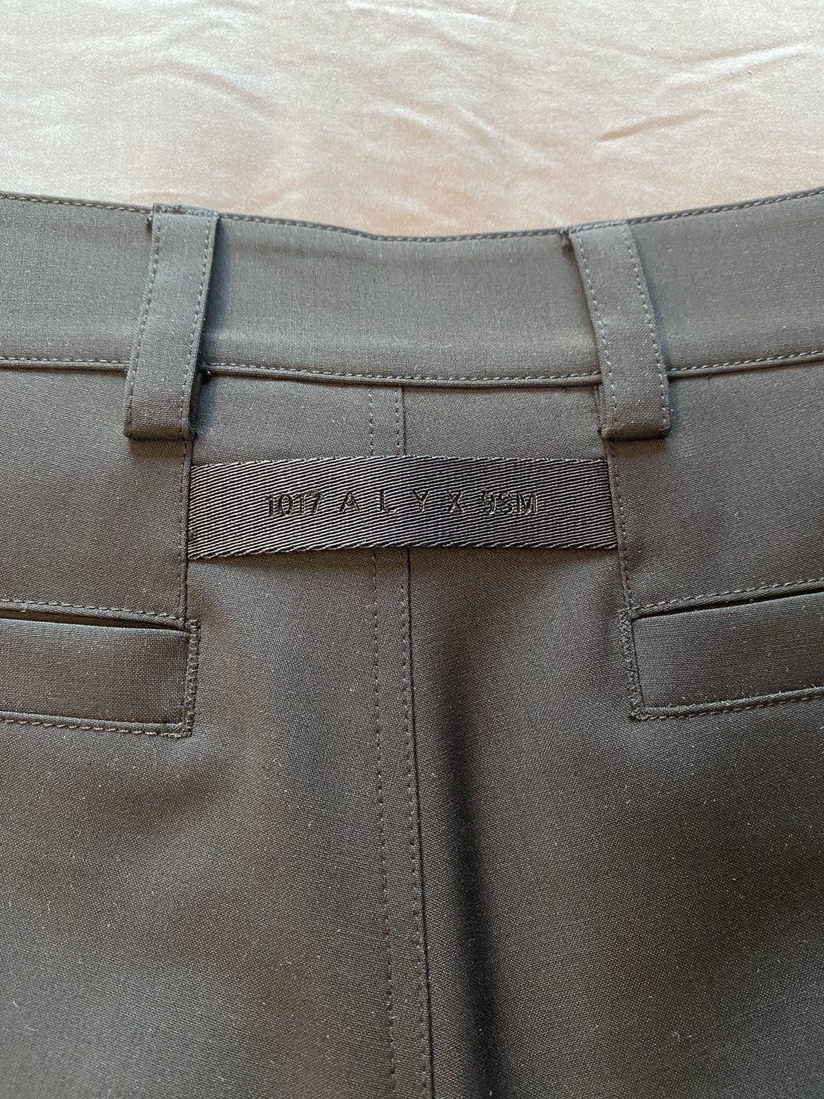 1017 ALYX 9SM TAILORING CARGO PANT BLACK Size US 34 / EU 50 - 8 Thumbnail
