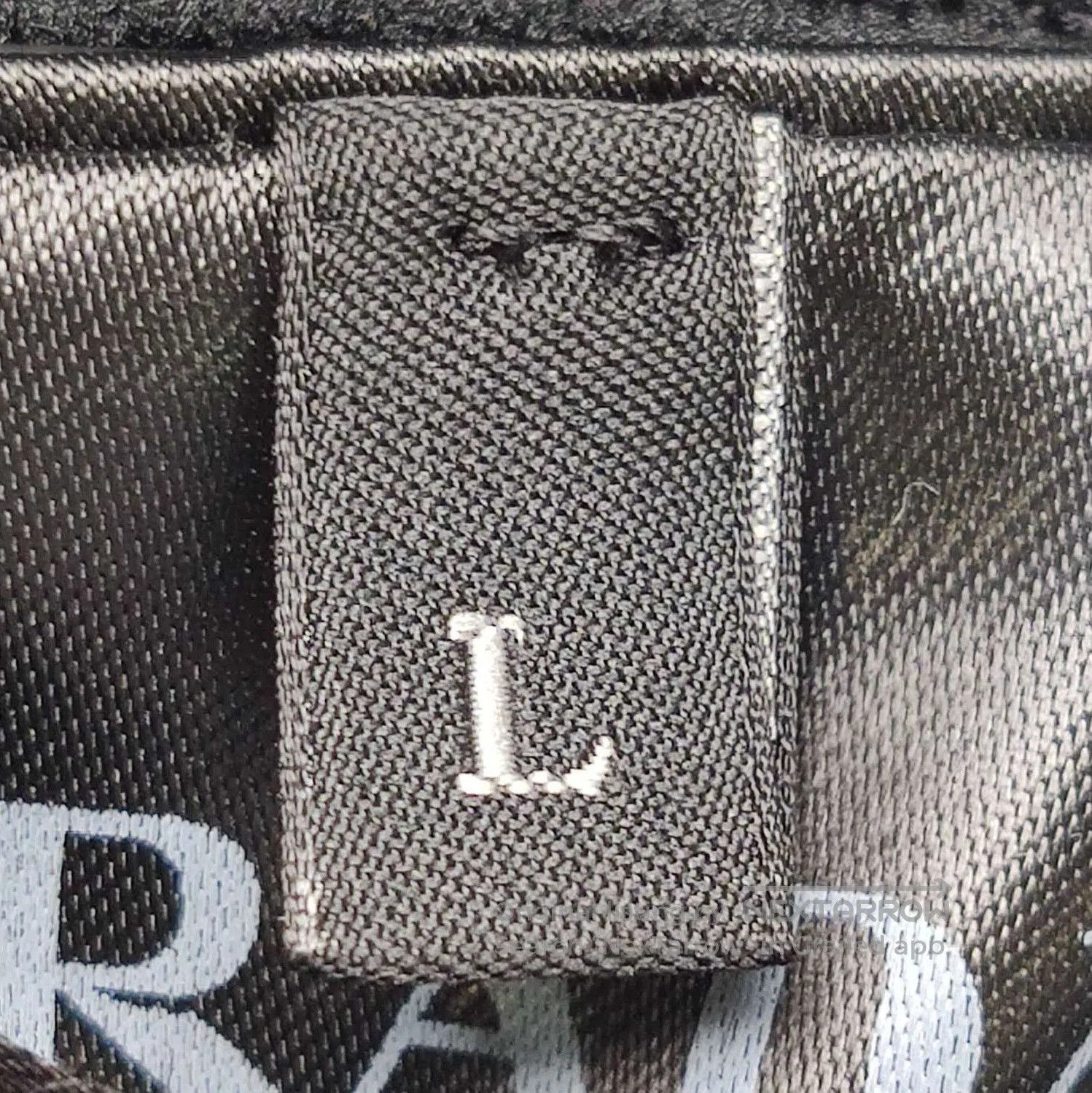 Prada Prada Contrast Collar T. Size L / US 10 / IT 46 - 5 Thumbnail