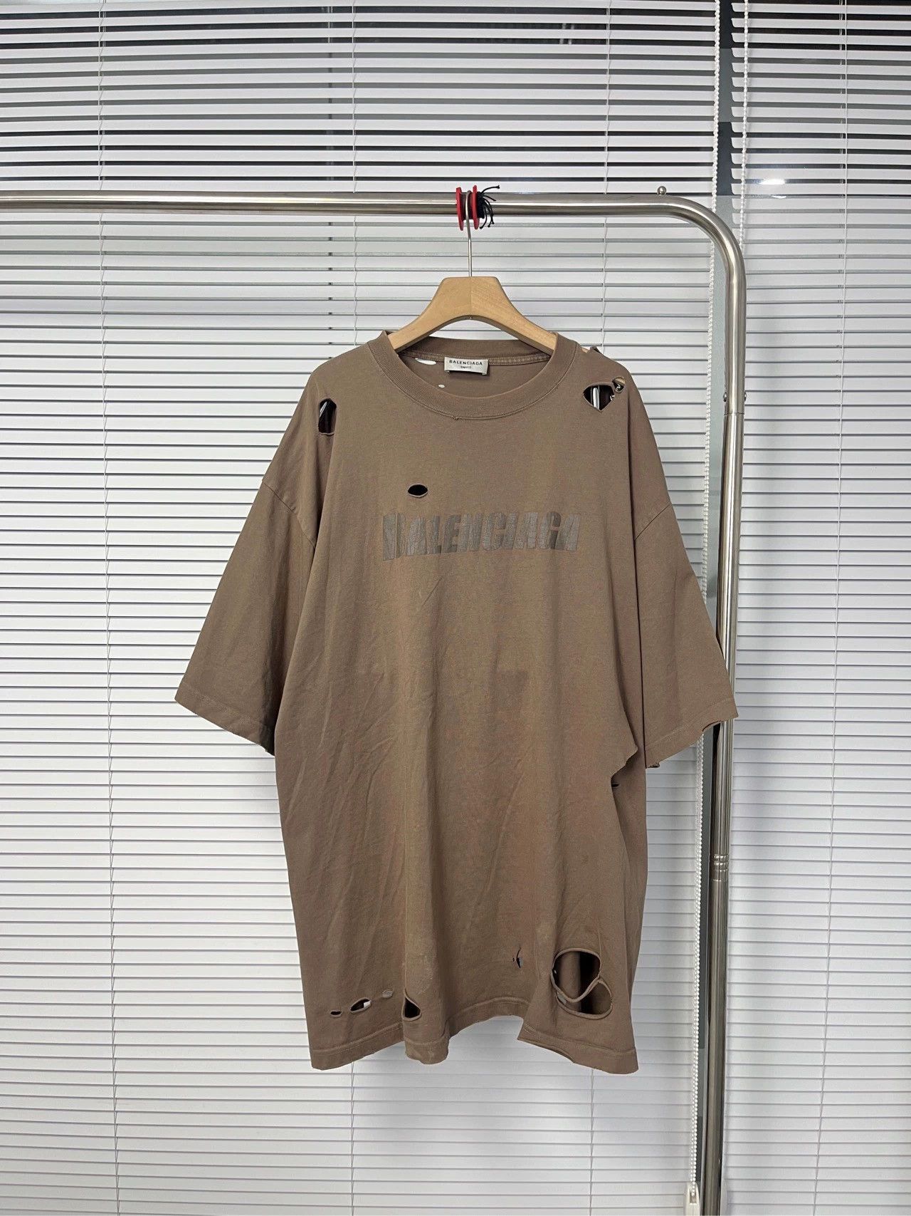 Balenciaga Balenciaga Broken Hole Letter Short Sleeve Size US S / EU 44-46 / 1 - 1 Thumbnail