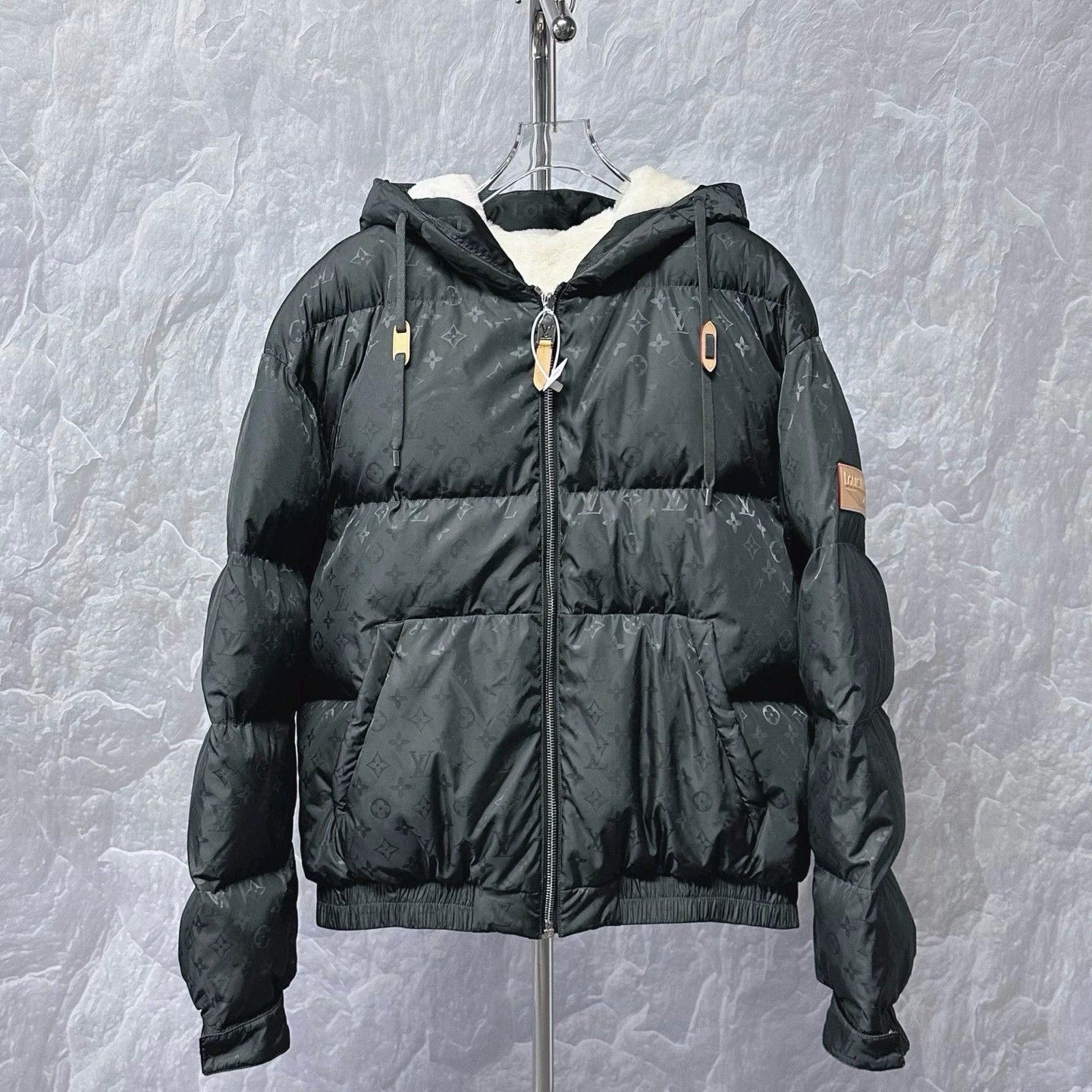 Louis Vuitton louis vuitton ss25 ski printed hooded jacket Size US L / EU 52-54 / 3 - 1 Thumbnail