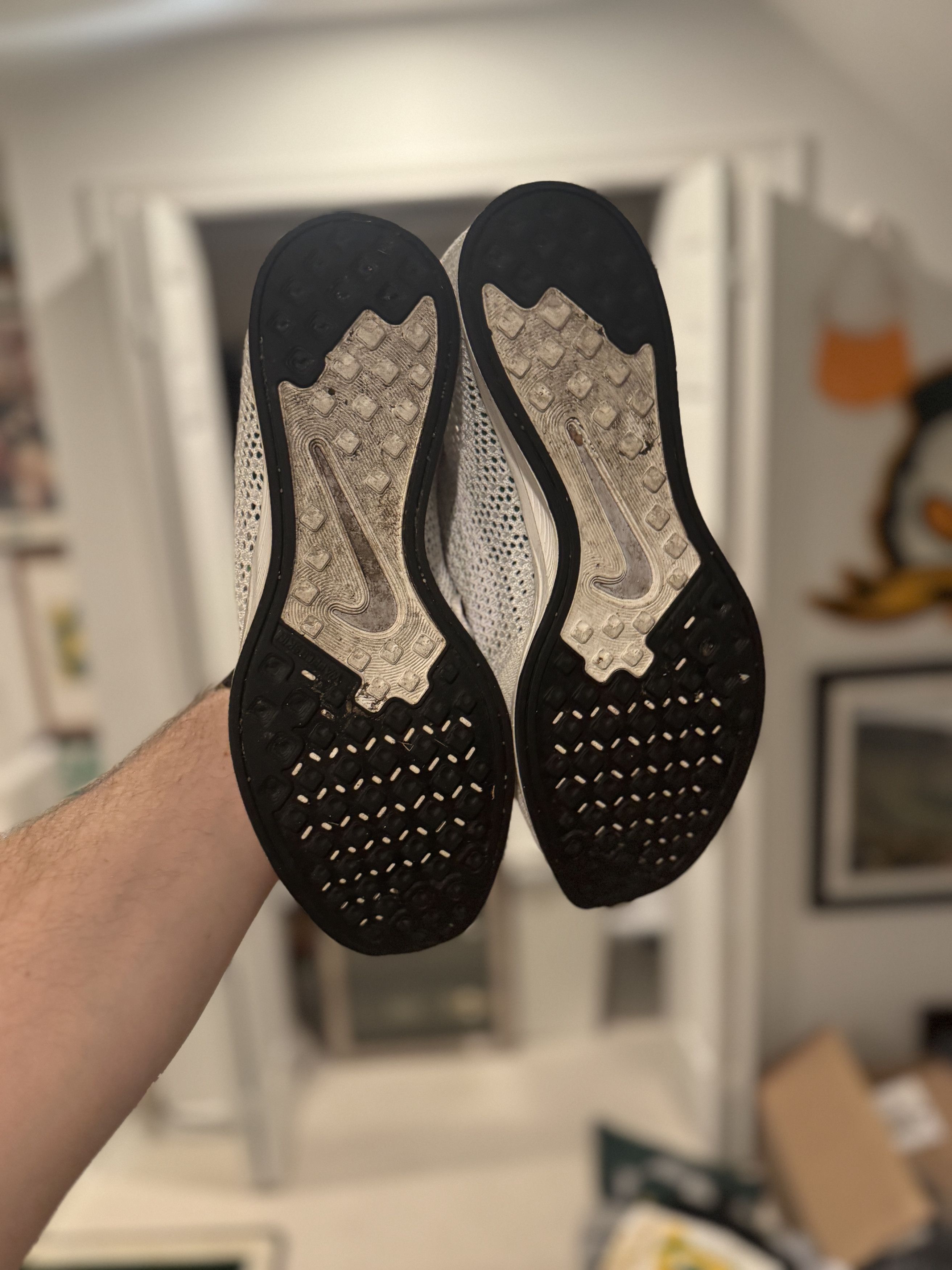 Nike Nike Flyknit Racer 'Goddess' in Triple White size 11.5 Size US 11.5 / EU 44-45 - 6 Thumbnail