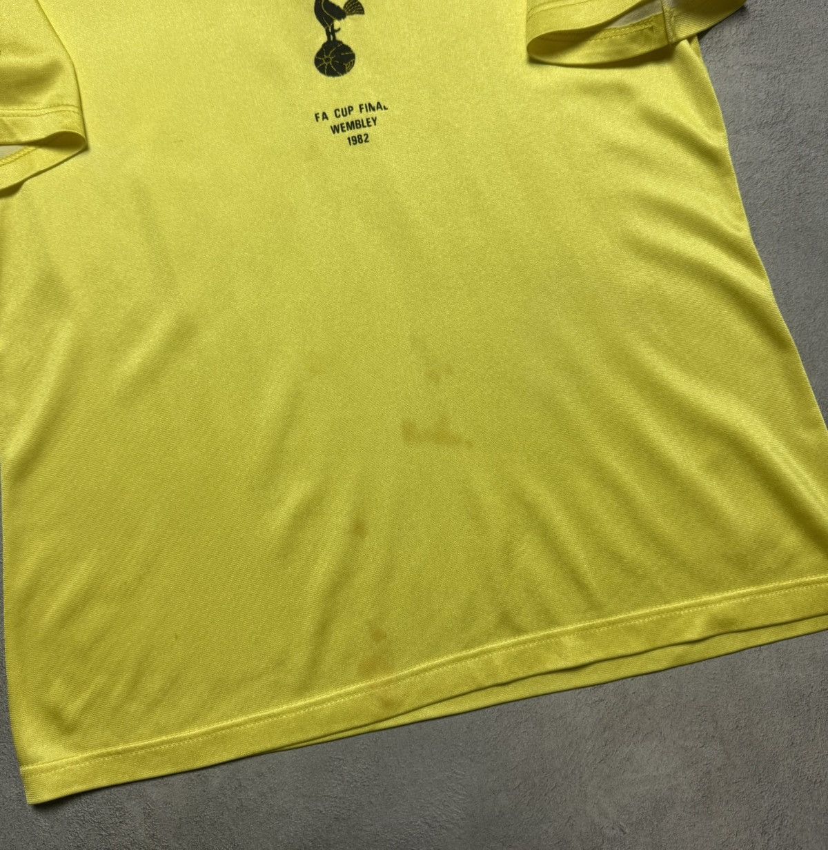 Le Coq Sportif Tottenham Hotspur 1981 1982 Away Shirt Jersey Le Coq Sportif Size US M / EU 48-50 / 2 - 4 Thumbnail